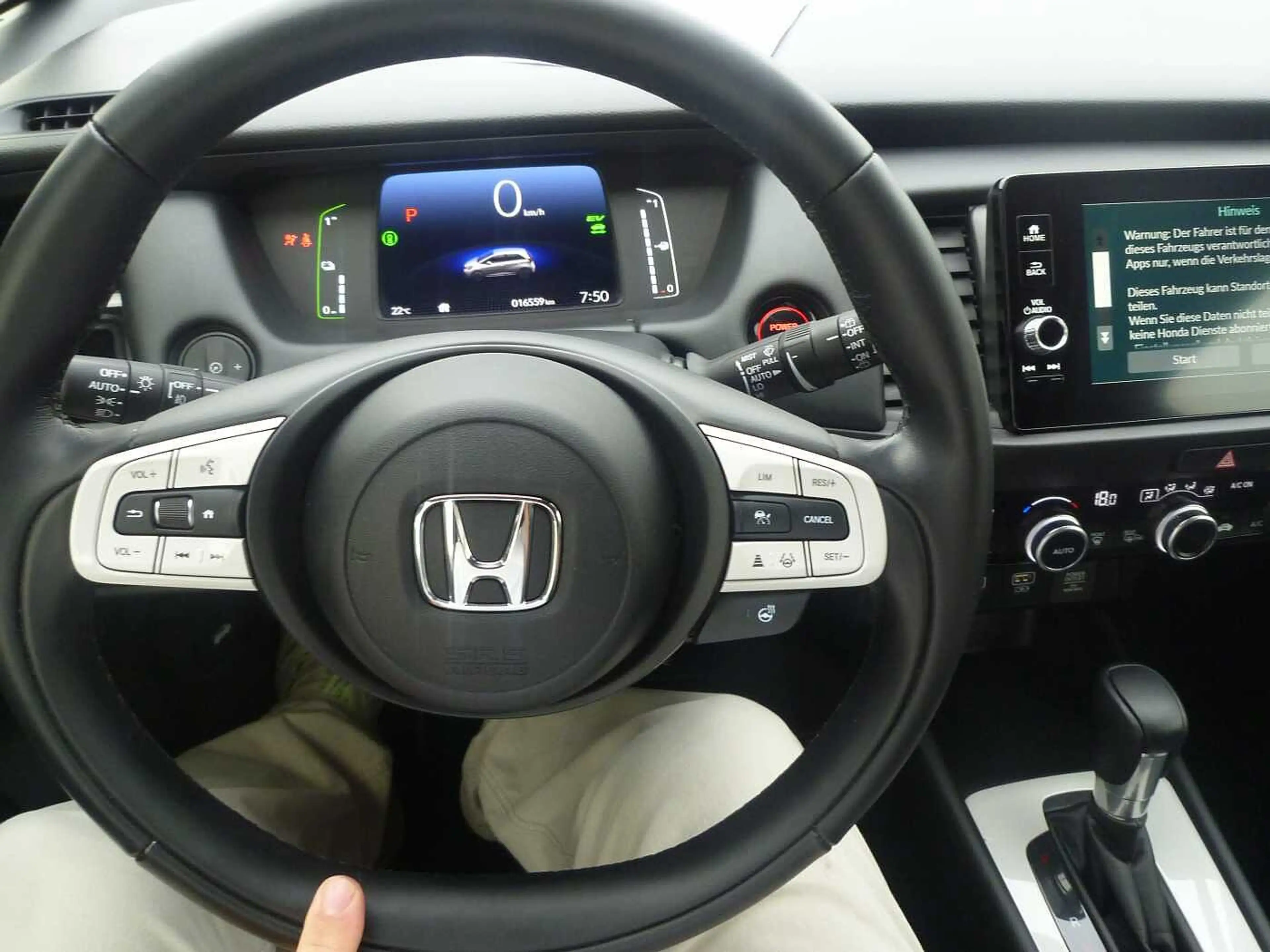 Honda Jazz Hybrid e:HEV 1.5 i-MMD Executive — photo 12