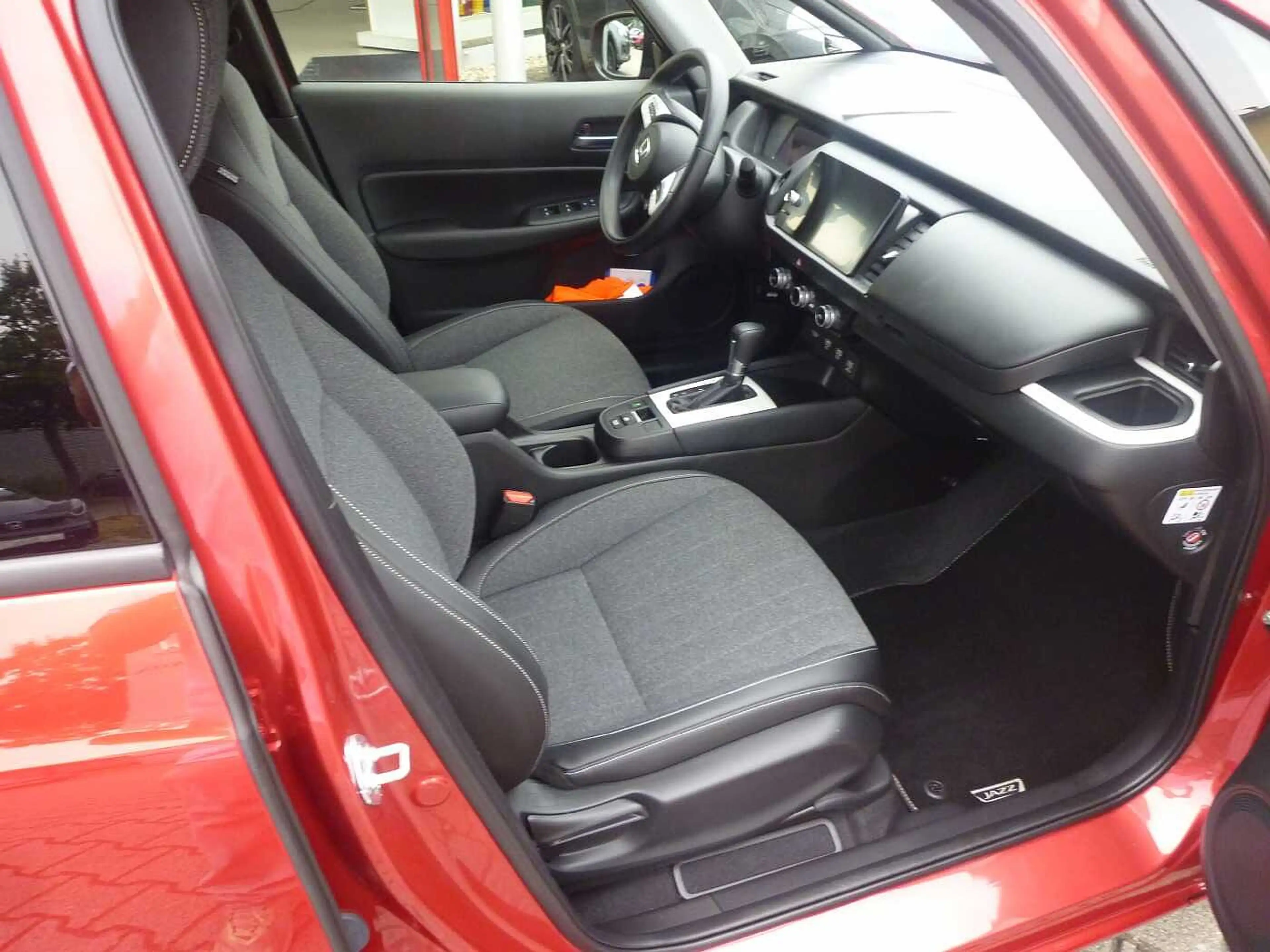 Honda Jazz Hybrid e:HEV 1.5 i-MMD Executive — photo 6