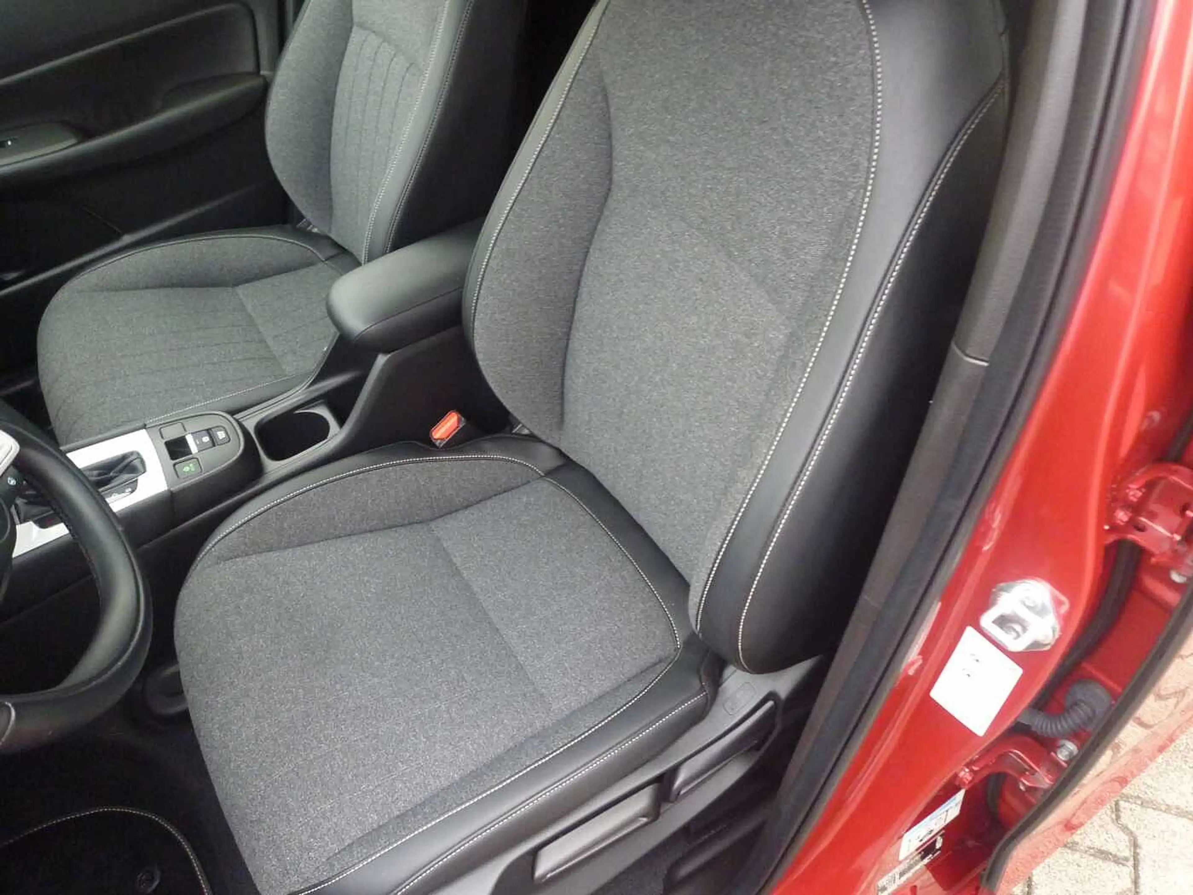 Honda Jazz Hybrid e:HEV 1.5 i-MMD Executive — photo 11