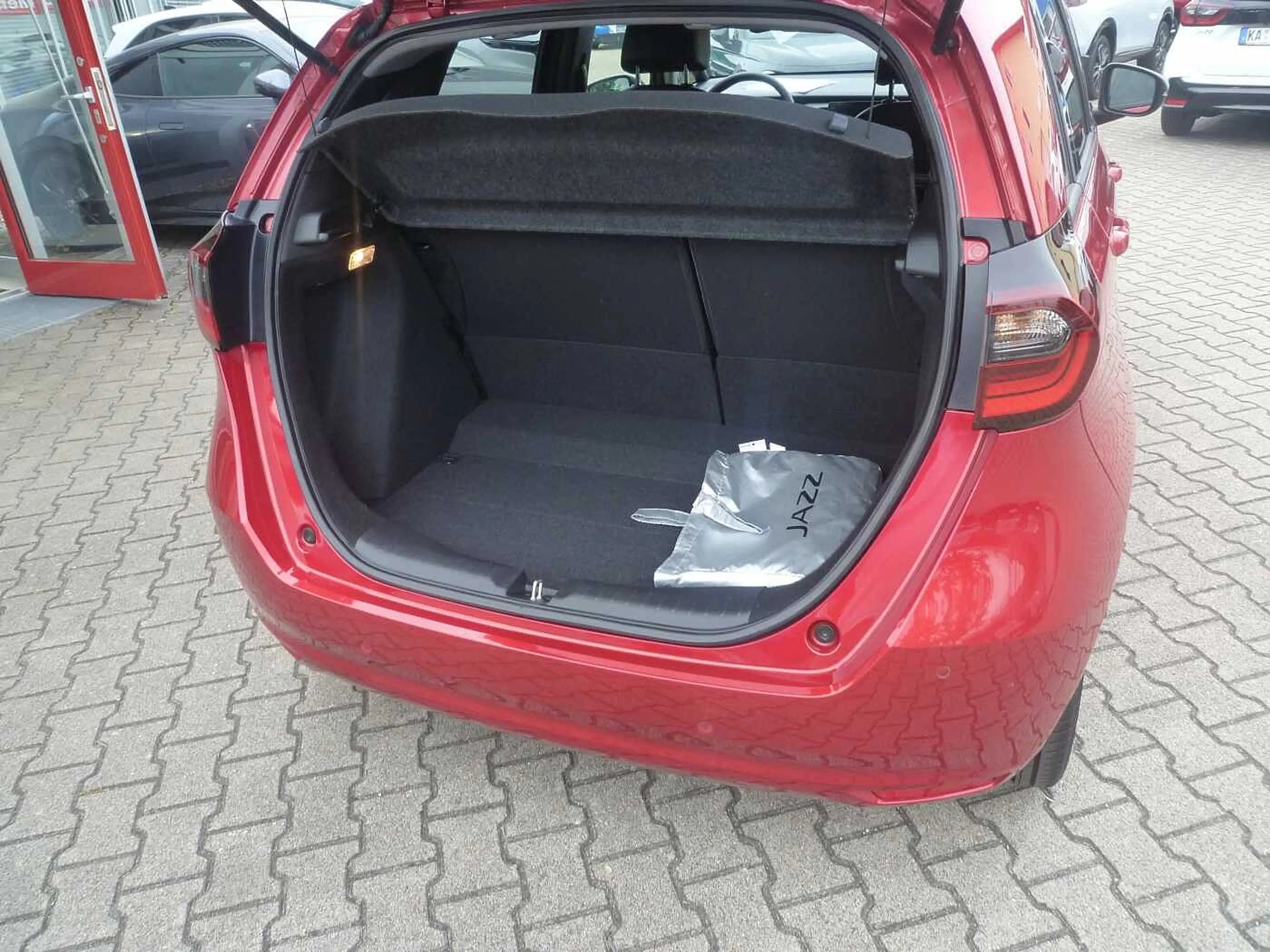 Honda Jazz Hybrid e:HEV 1.5 i-MMD Executive — photo 8
