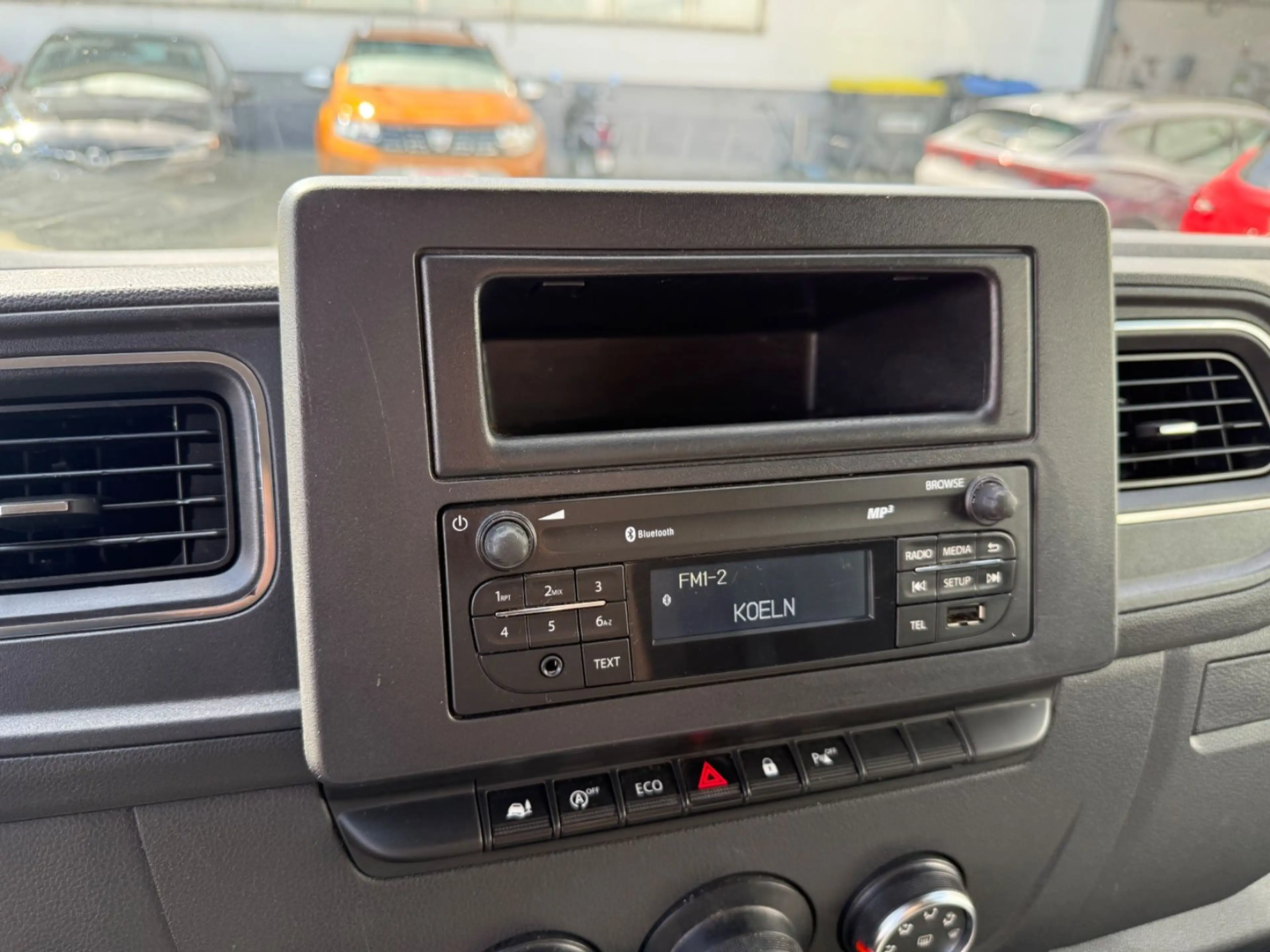 Renault Master III Kasten L3H2 3SITZER/KLIMA/PDC — photo 14