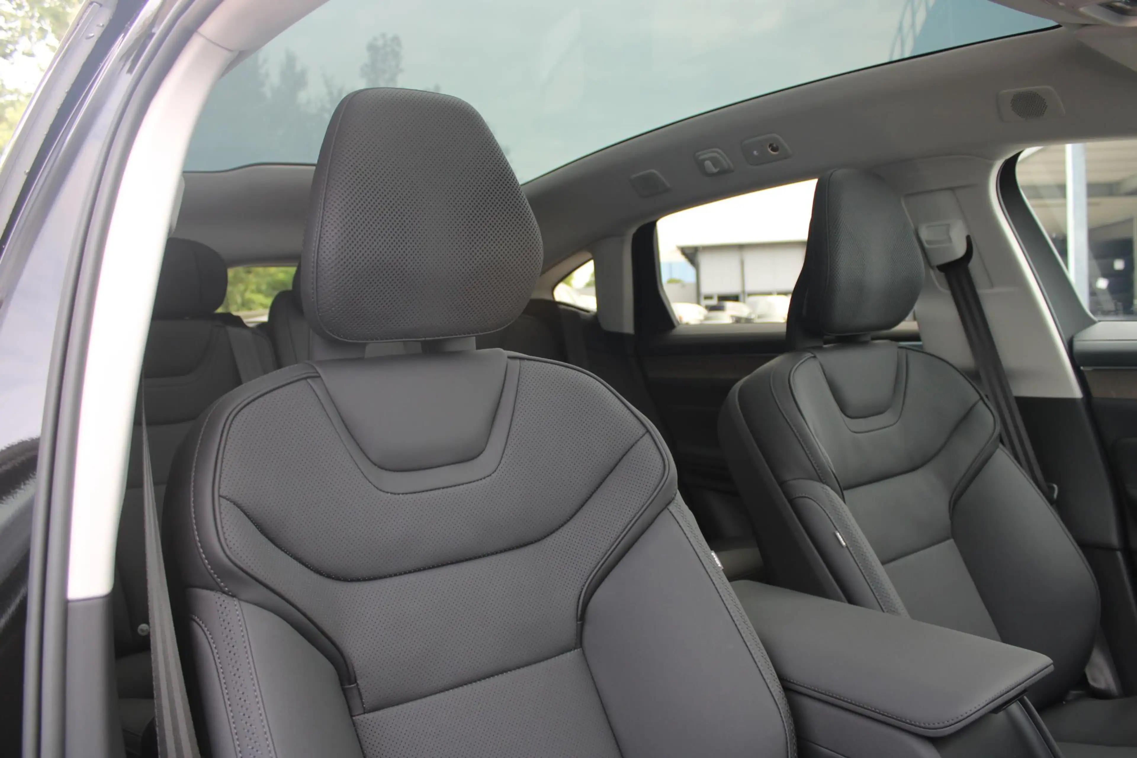 Volvo ES90 Single Motor Extended Range Ultra 92 kWh | 22" 5-Y — photo 13