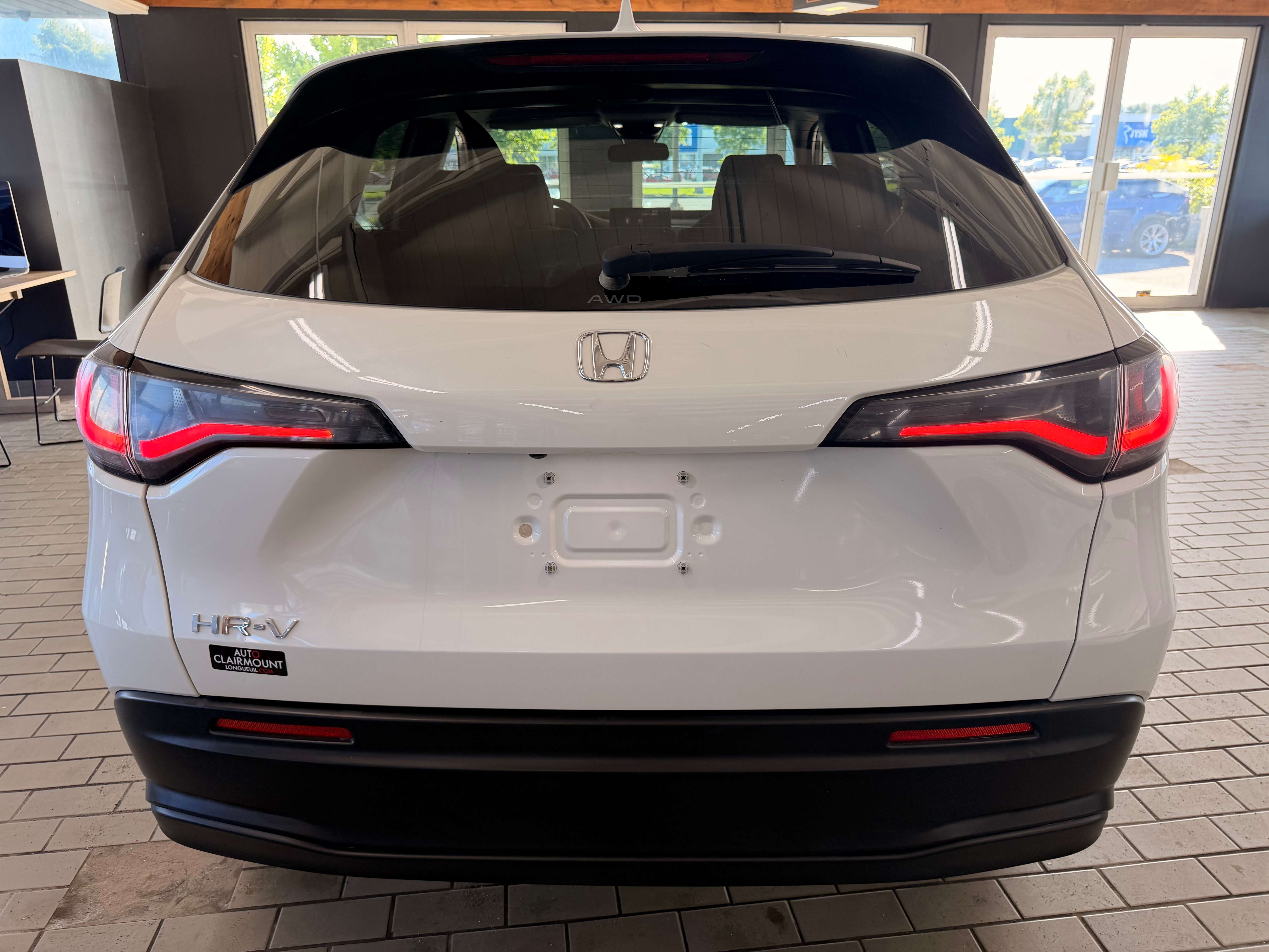 2023 Honda HR-V LX - Image 4