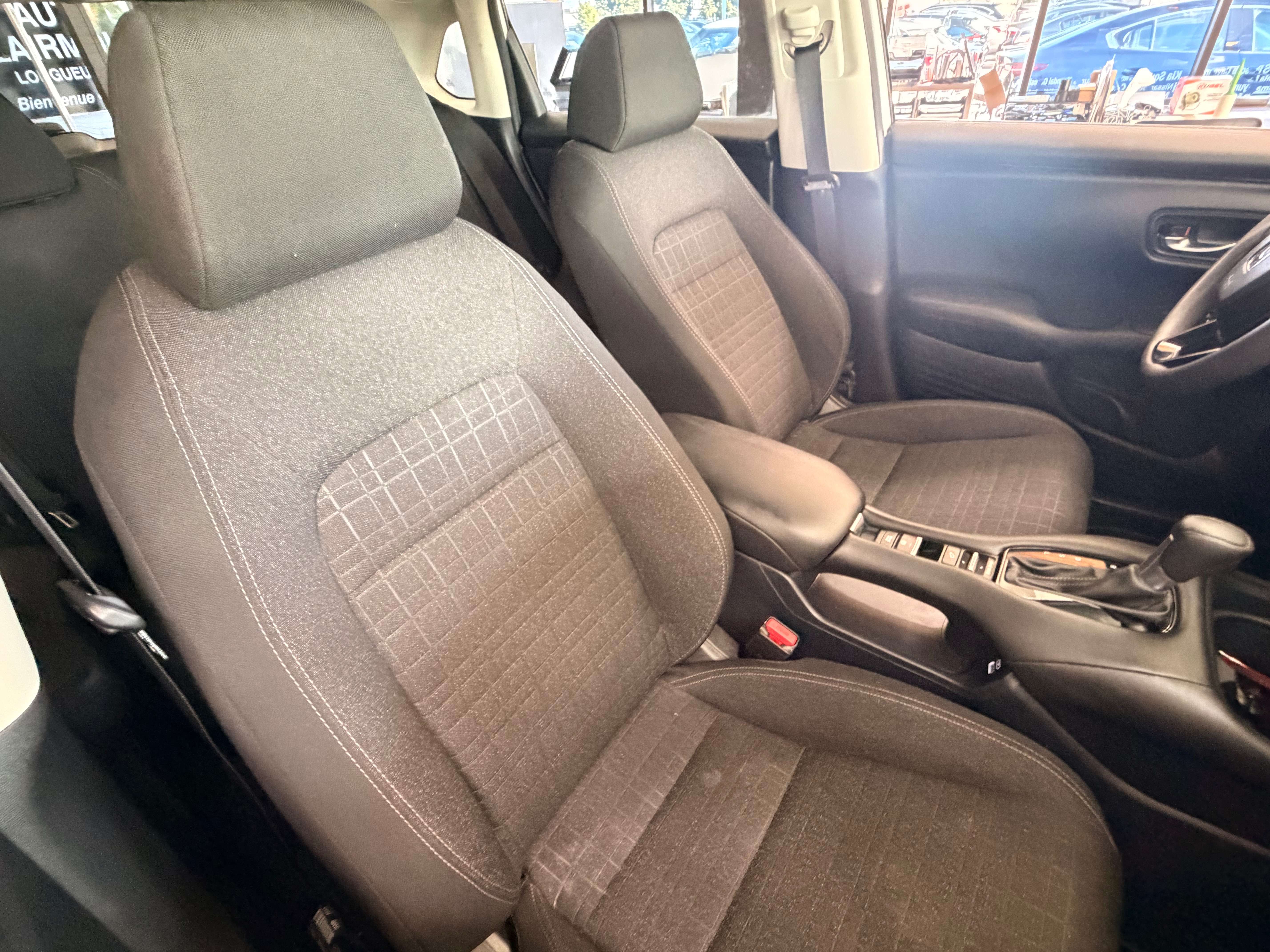 2023 Honda HR-V LX - Image 11