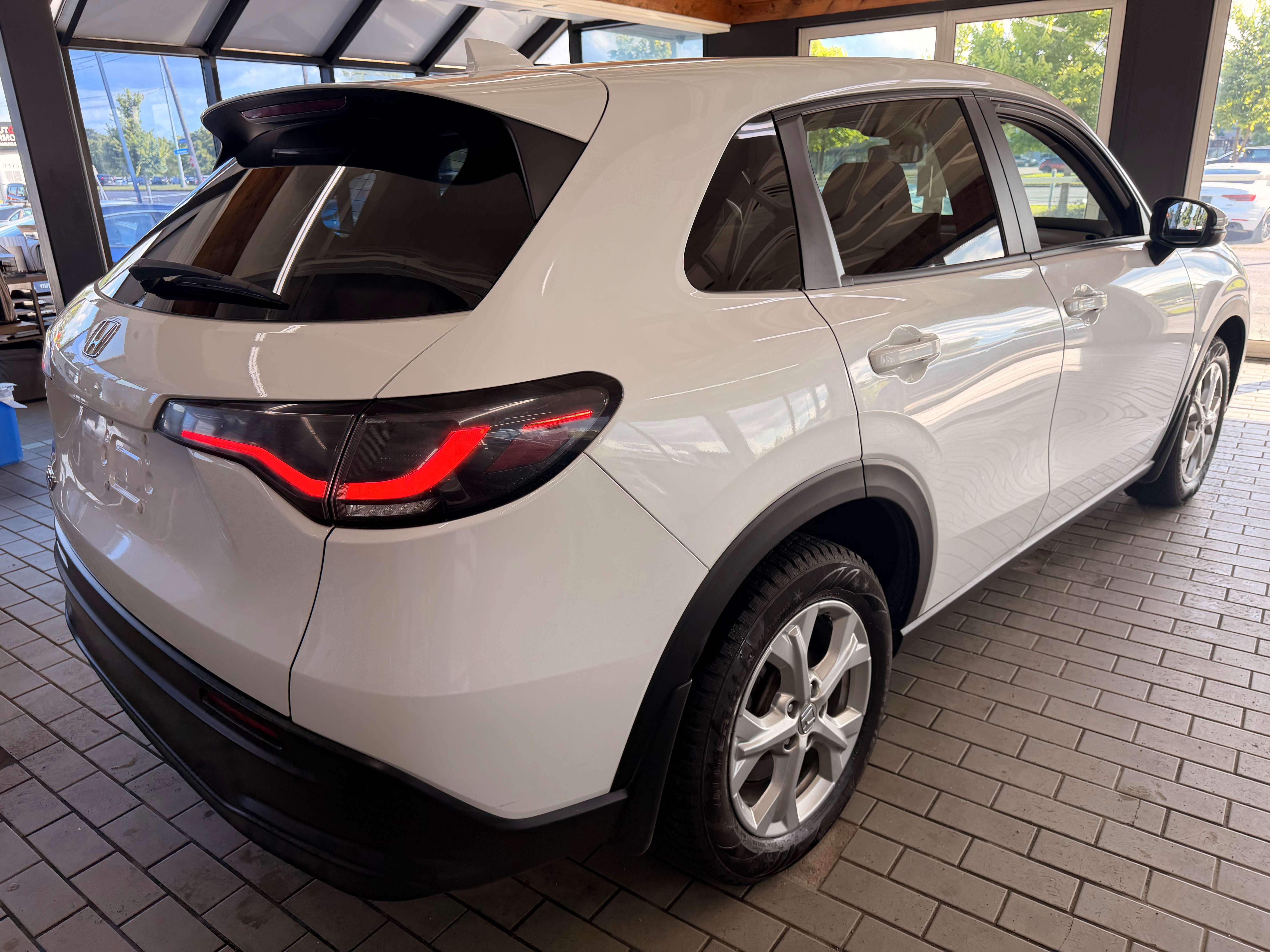 2023 Honda HR-V LX - Image 5