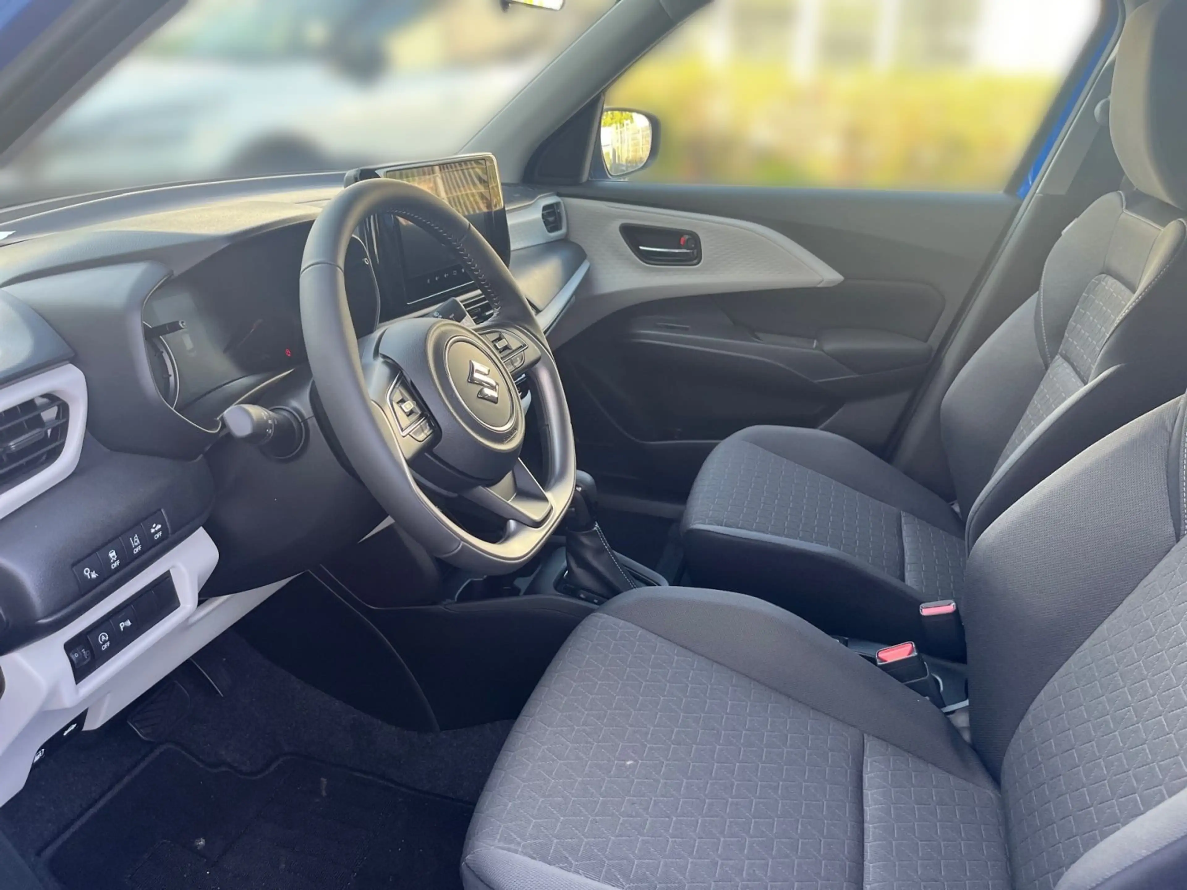 Suzuki Swift SWIFT COMFORT CVT HYBRID LED+ACC+NAVI+KAMERA+SHZ — photo 7