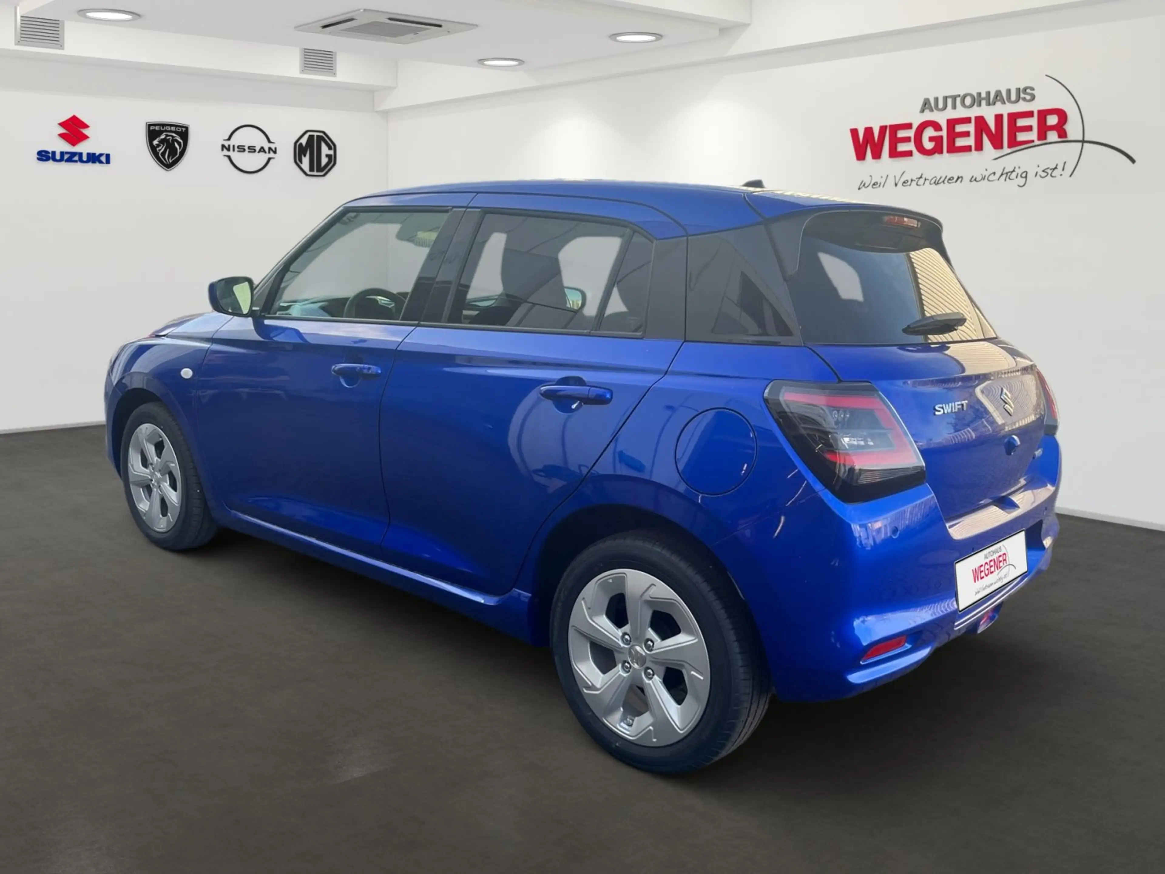 Suzuki Swift SWIFT COMFORT CVT HYBRID LED+ACC+NAVI+KAMERA+SHZ — photo 4