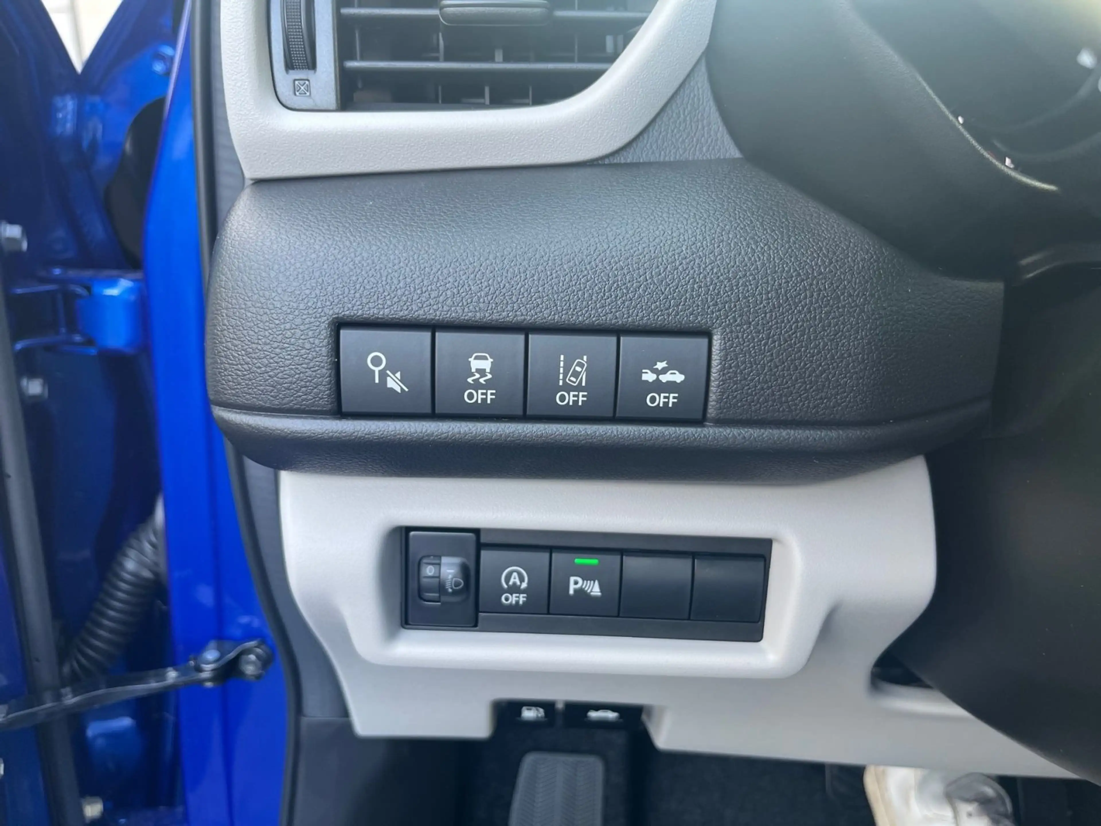 Suzuki Swift SWIFT COMFORT CVT HYBRID LED+ACC+NAVI+KAMERA+SHZ — photo 15