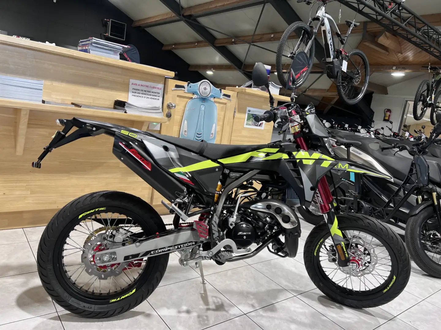 Fantic 50M Motard 2T COMPETITION Noir - 1