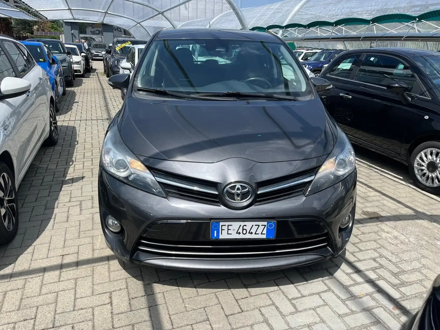 Toyota Verso Verso 1.6 Style 7 posti Grigio - 2