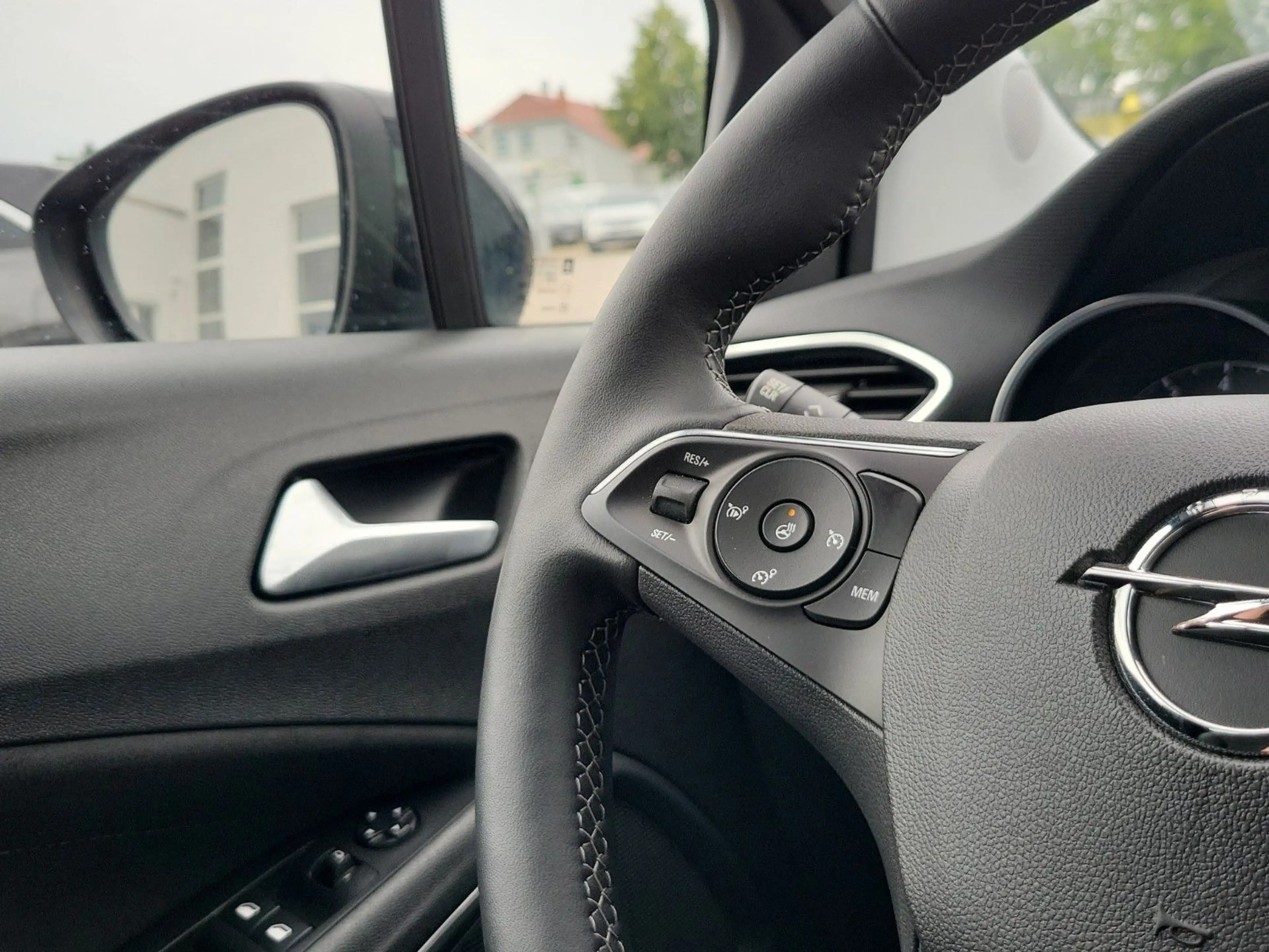 Opel Crossland X Crossland Premium "Elegance" Voll-LED/Navi/NEU — photo 13