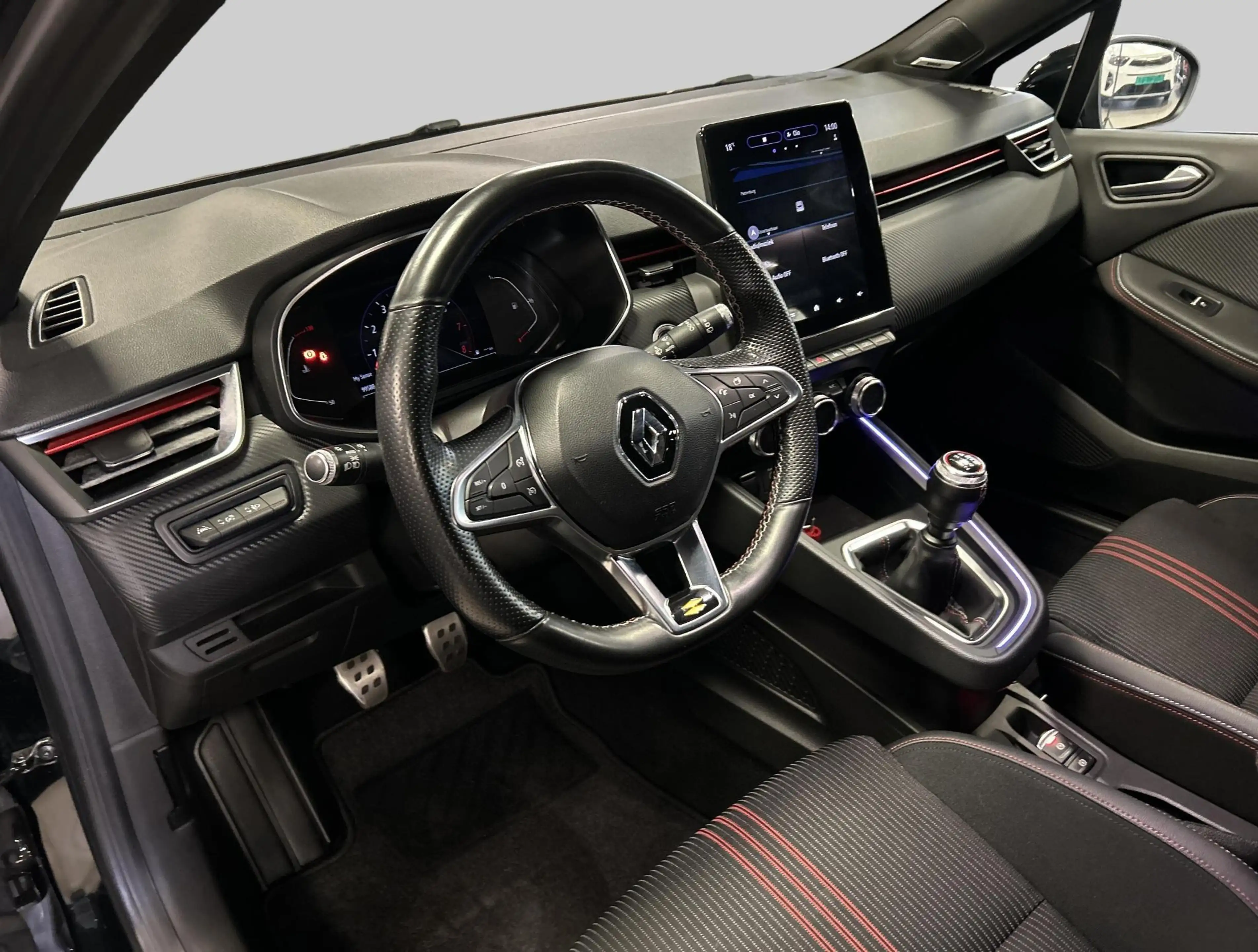 Renault Clio 1.0 TCe R.S. Line Trekhaak, 360 camera — photo 8