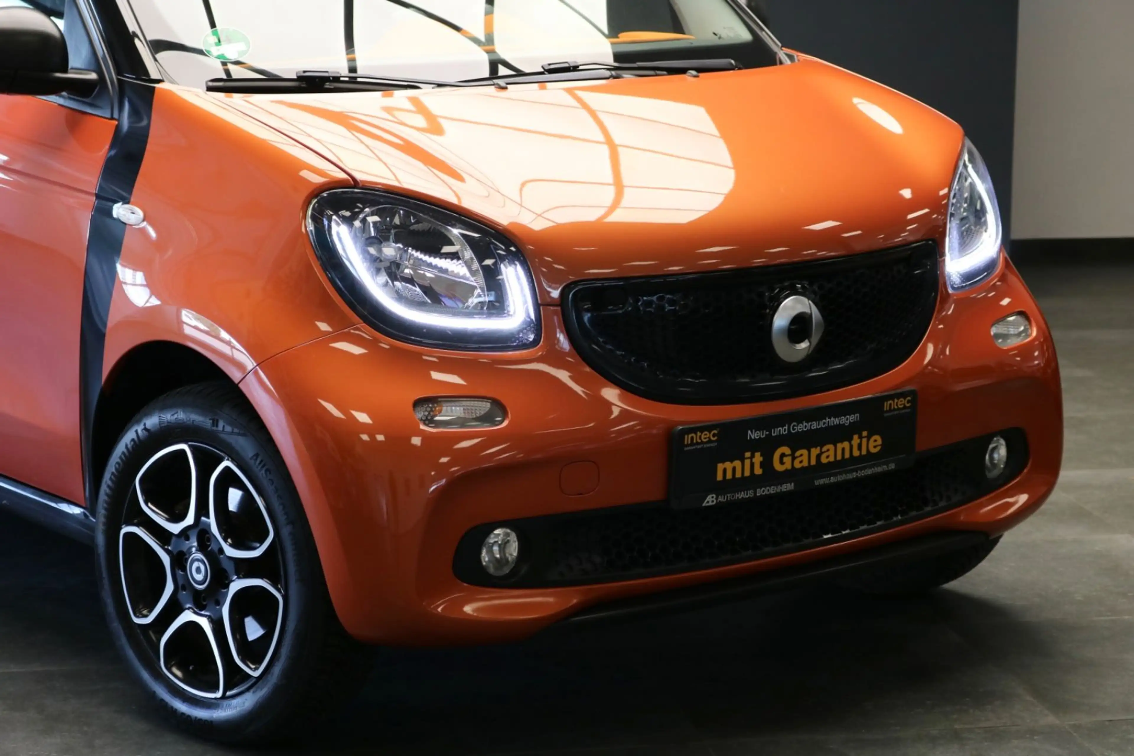 smart forFour forfour Basis 66 kW/PANO/NAVI/KAMERA — photo 2
