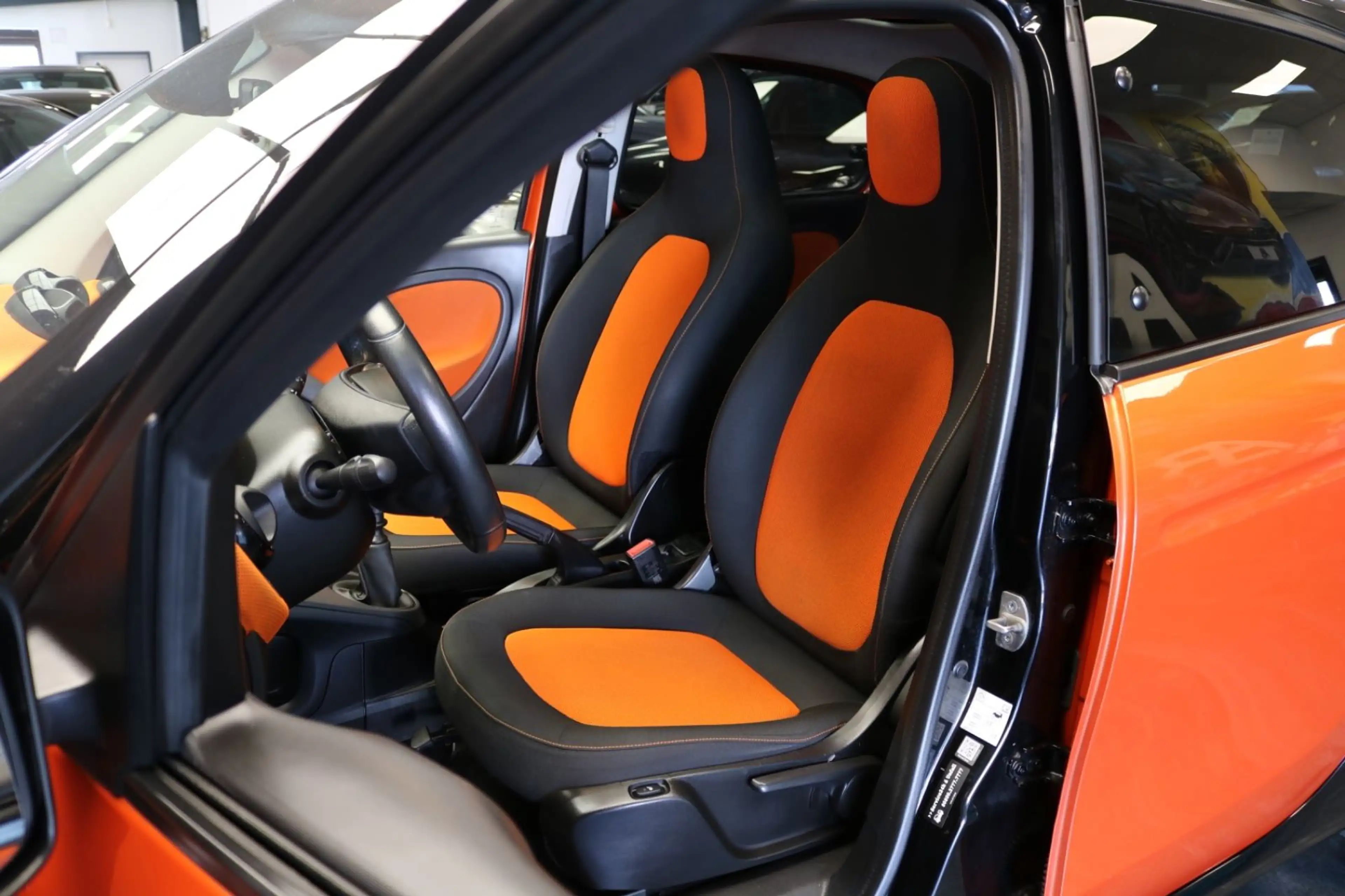 smart forFour forfour Basis 66 kW/PANO/NAVI/KAMERA — photo 14