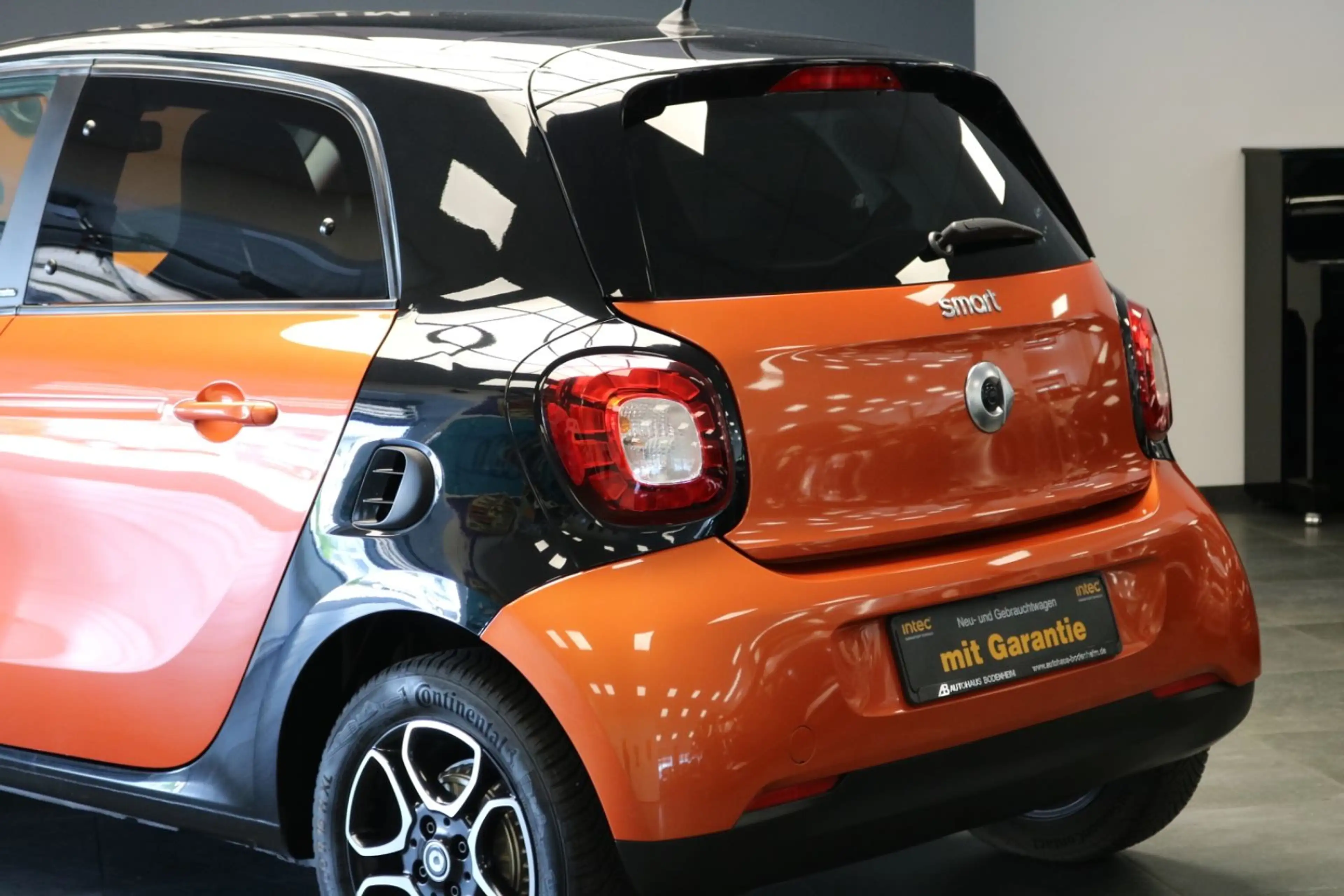 smart forFour forfour Basis 66 kW/PANO/NAVI/KAMERA — photo 9