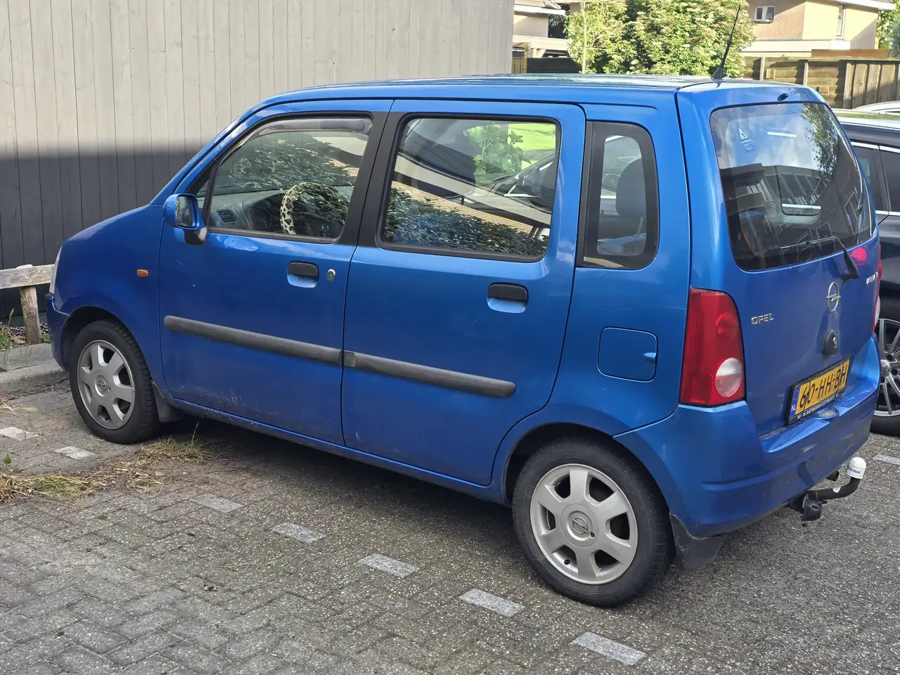 Opel Agila 1.2-16V Elegance, foto 3