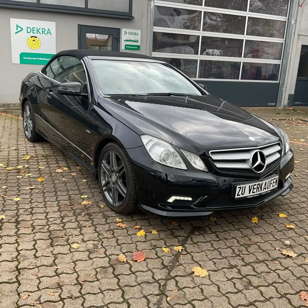Mercedes-Benz E 350 E Cabrio E 350 CGI BlueEfficiency Schwarz - 1