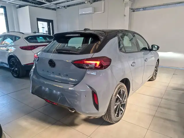 Opel Corsa view 4