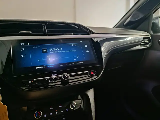 Opel Corsa view 13