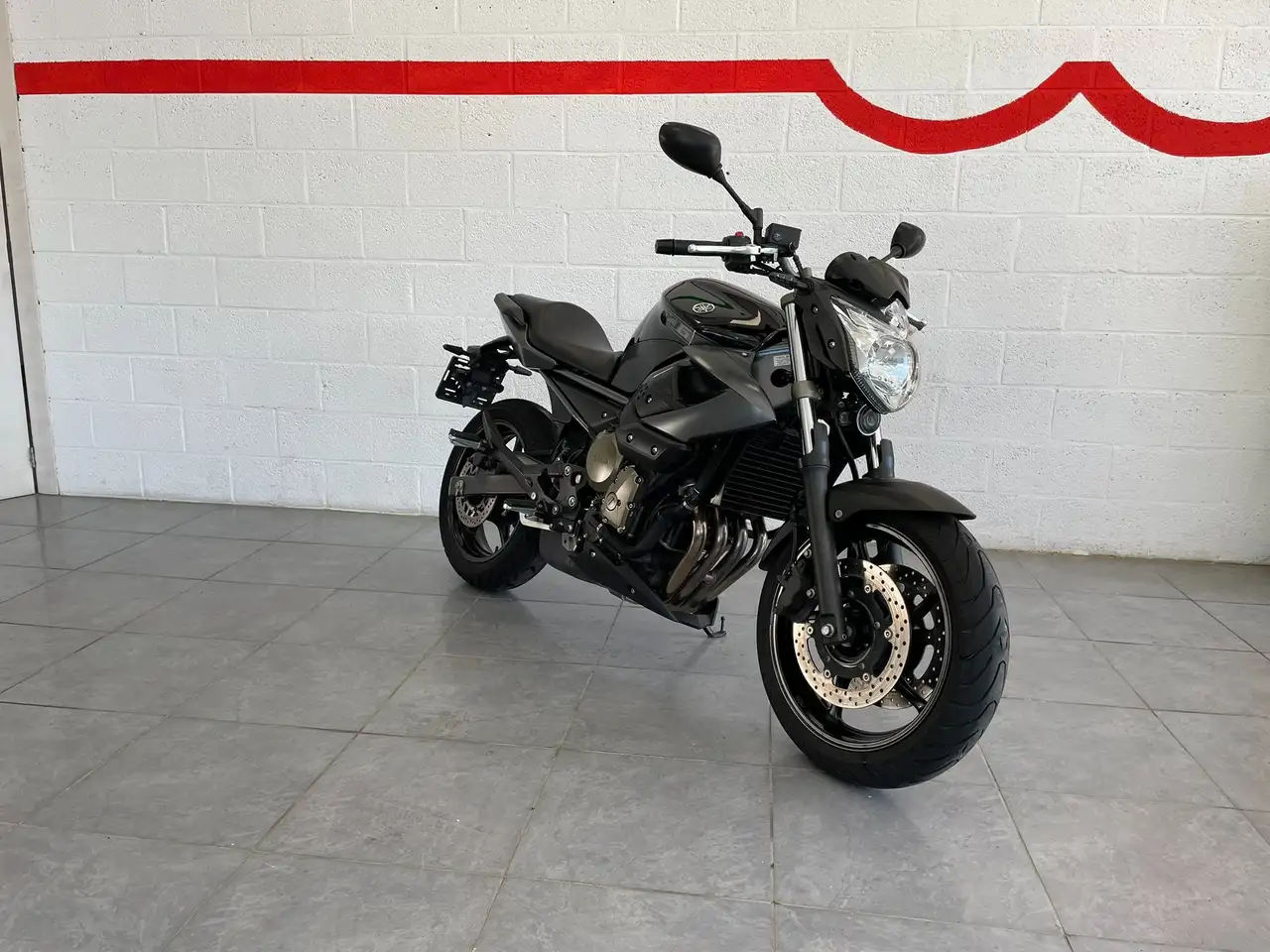 Yamaha XJ 6