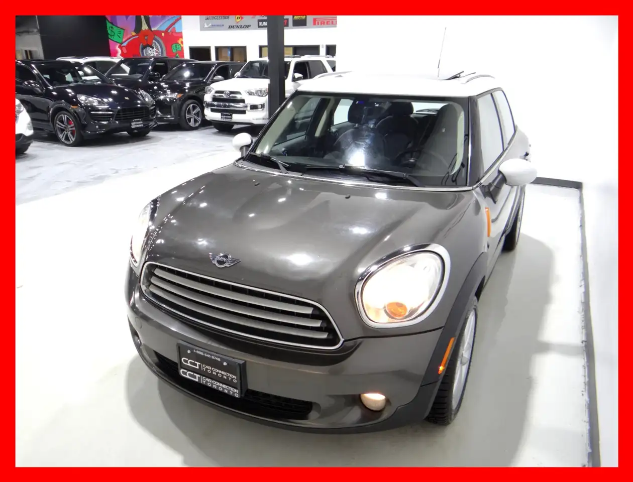 MINI Cooper Countryman снимка MINI Cooper Countryman