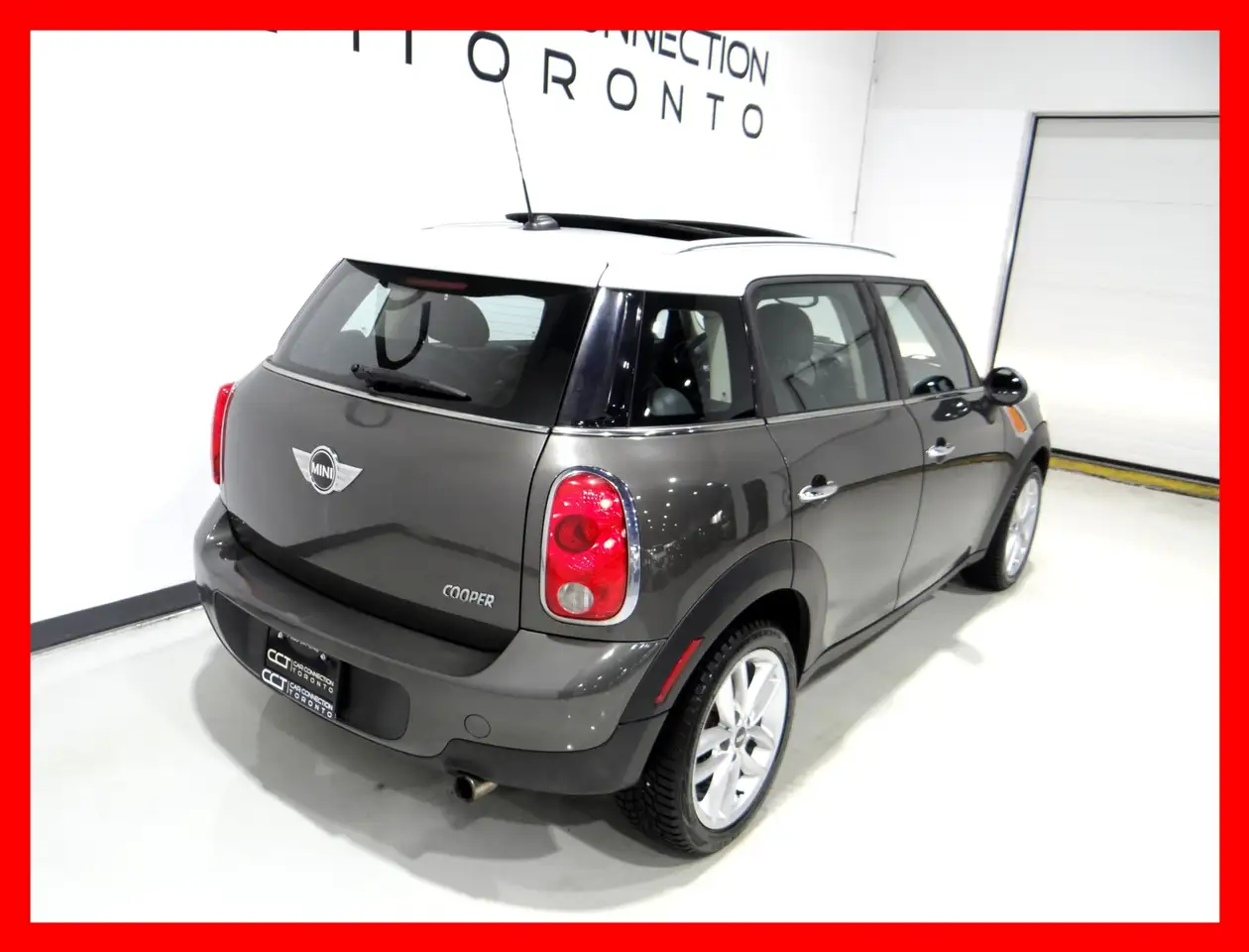 MINI Cooper Countryman снимка MINI Cooper Countryman