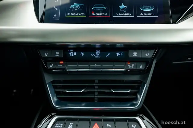 Audi e-tron GT RS quattro TRAUMWAGEN WIE NEU -54% Ansicht 28