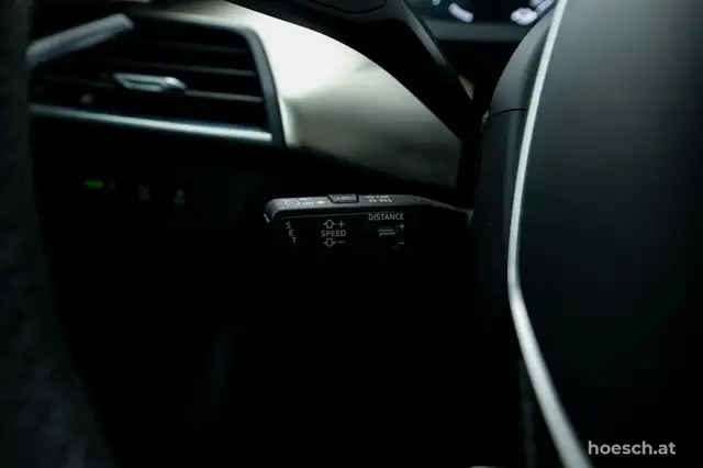 Audi e-tron GT RS quattro TRAUMWAGEN WIE NEU -54% Ansicht 40