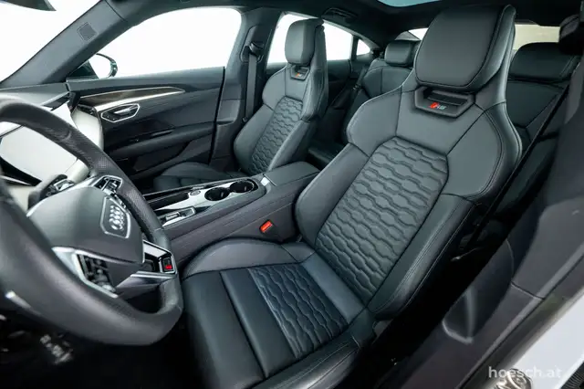 Audi e-tron GT RS quattro TRAUMWAGEN WIE NEU -54% Ansicht 22