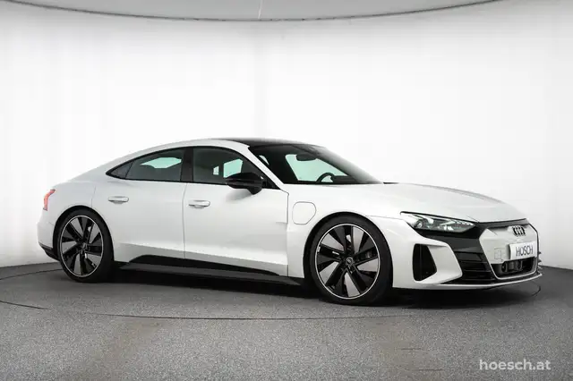 Audi e-tron GT RS quattro TRAUMWAGEN WIE NEU -54% Ansicht 46