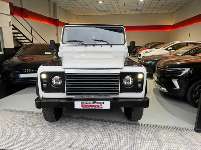 Land Rover Defender 110 SW E