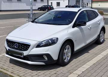 V40 Cross Country Diesel D3 Linje You!