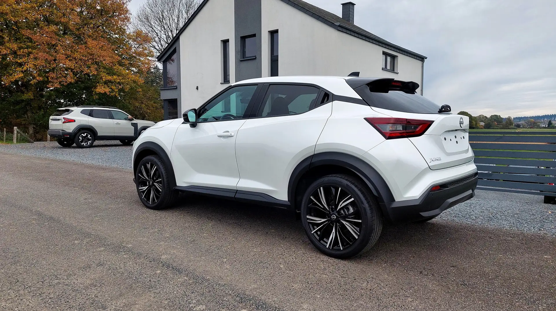Nissan Juke Juke 1.0 DIG-T N-Connecta DCT ( garantie 2028 ) Blanc - 2