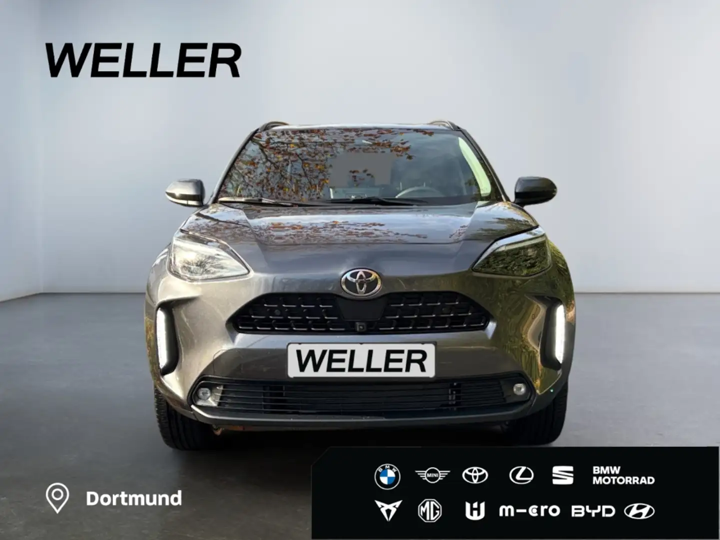 Toyota Yaris Cross Hybrid 130 1.5 Style *Matrix*360°*JBL* Grijs - 2