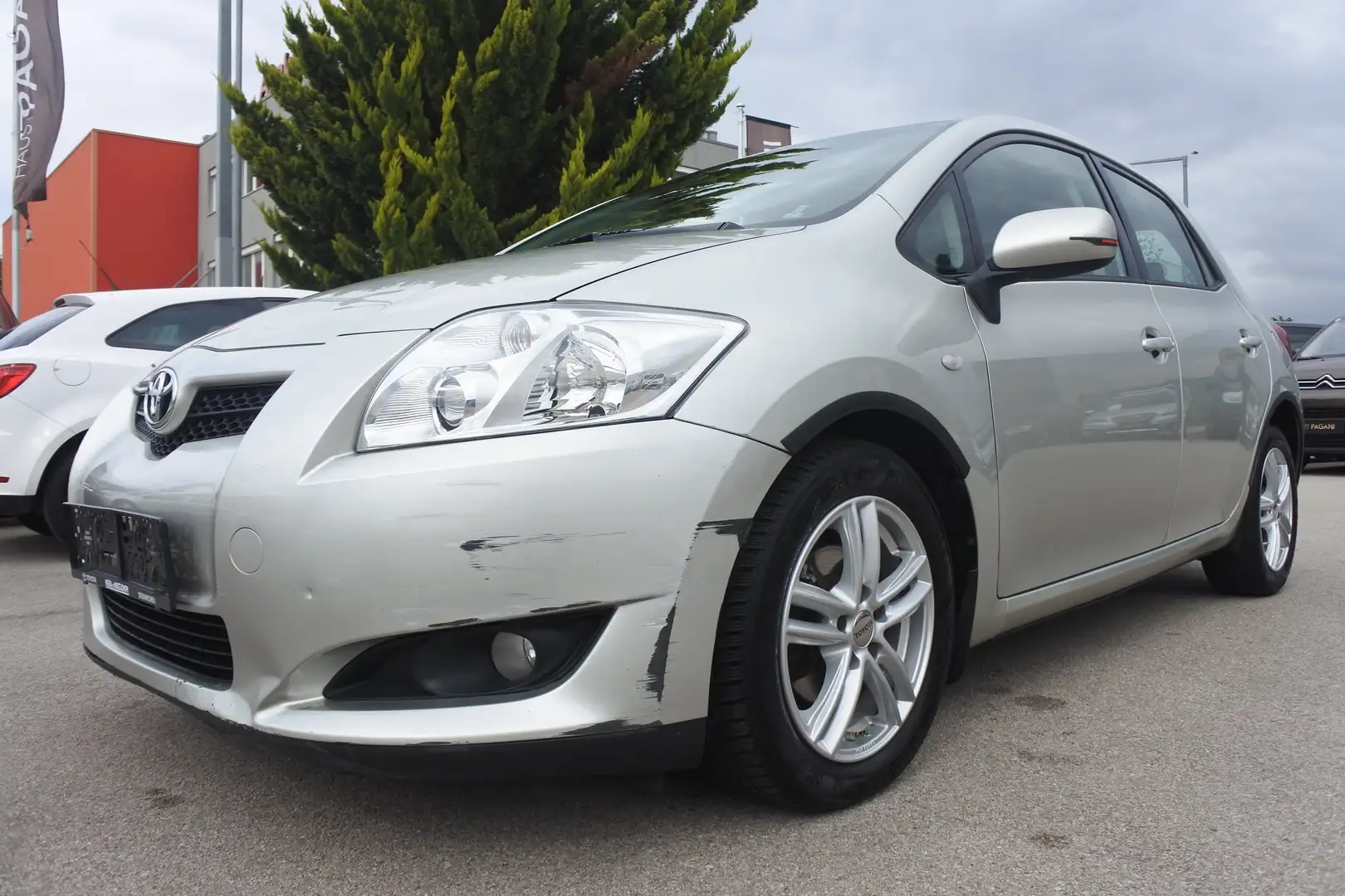 Toyota Auris Auris 1,4 D-4D 90 High MMT High - 1