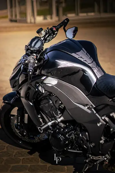 Kawasaki Z 1000 - foto 3