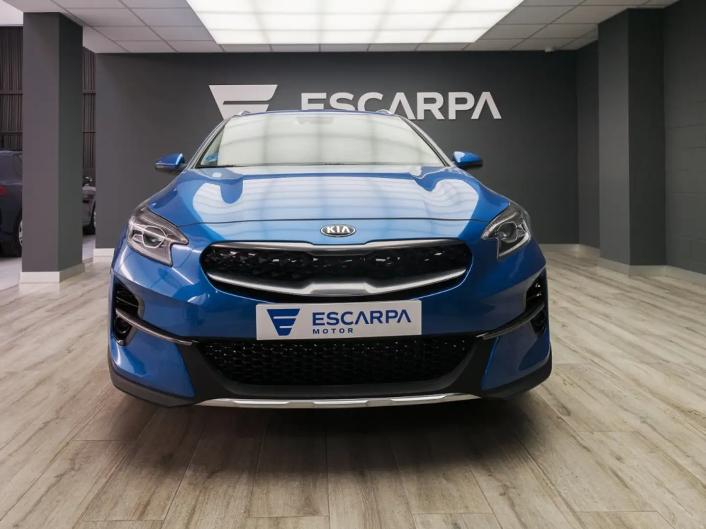 Kia XCeed 1.6 PHEV eTech Aut. Blauw - 2