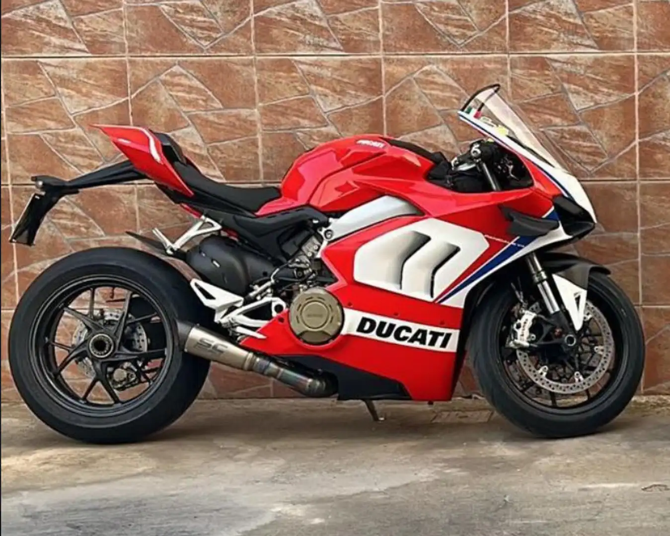 Ducati Panigale V4 Rouge - 1