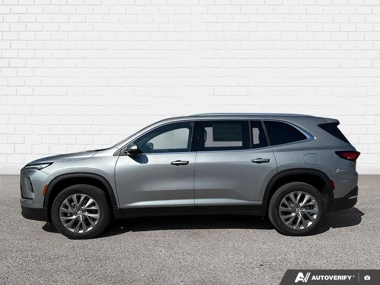 Buick Enclave снимка Buick Enclave