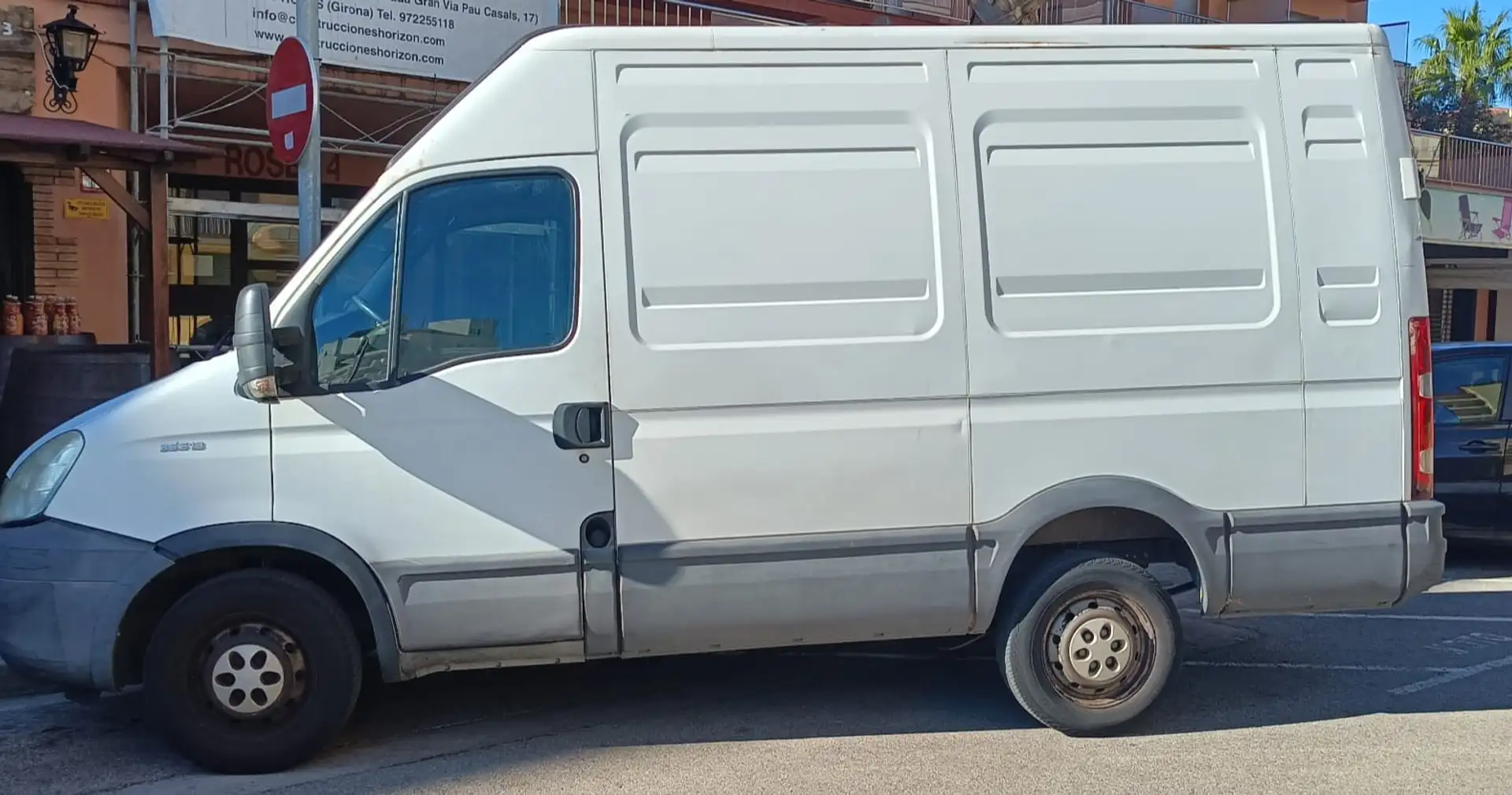 Iveco Daily 35S13 Transversal 3000RS Blanco - 2