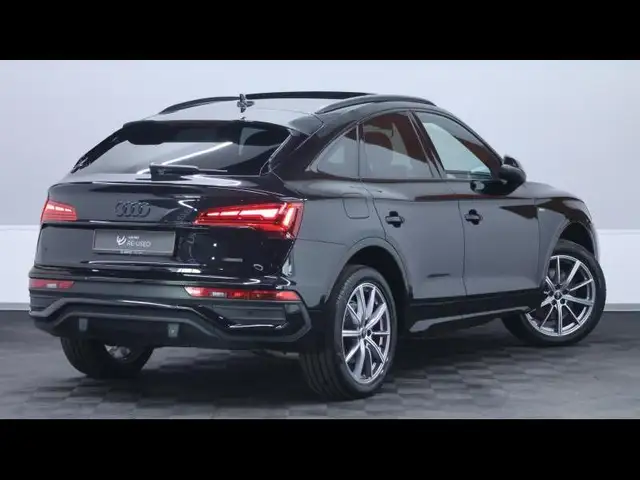 Audi Q5 view 5