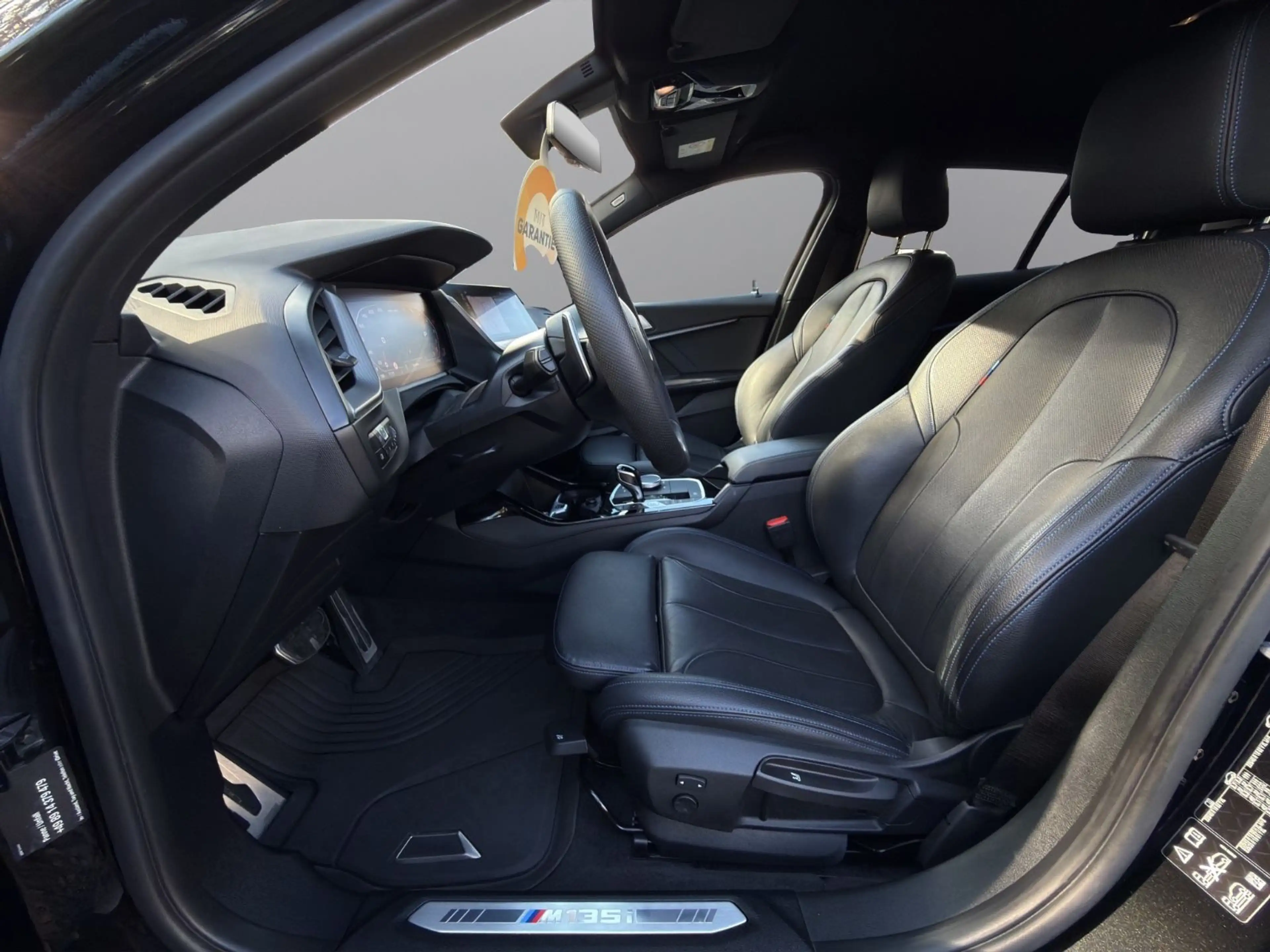 BMW 135 i xDrive°Shadow°HeadUp°Leder°LenkradHZG°LED — photo 15