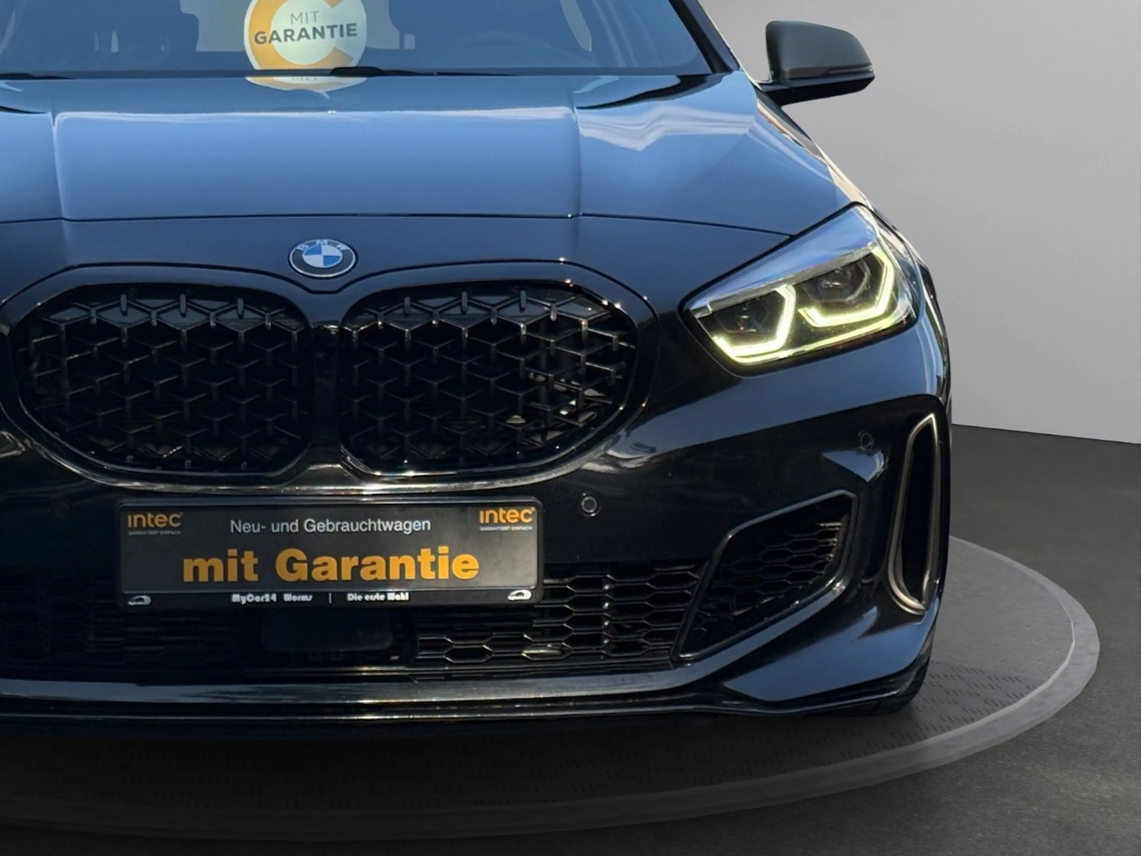 BMW 135 i xDrive°Shadow°HeadUp°Leder°LenkradHZG°LED — photo 8