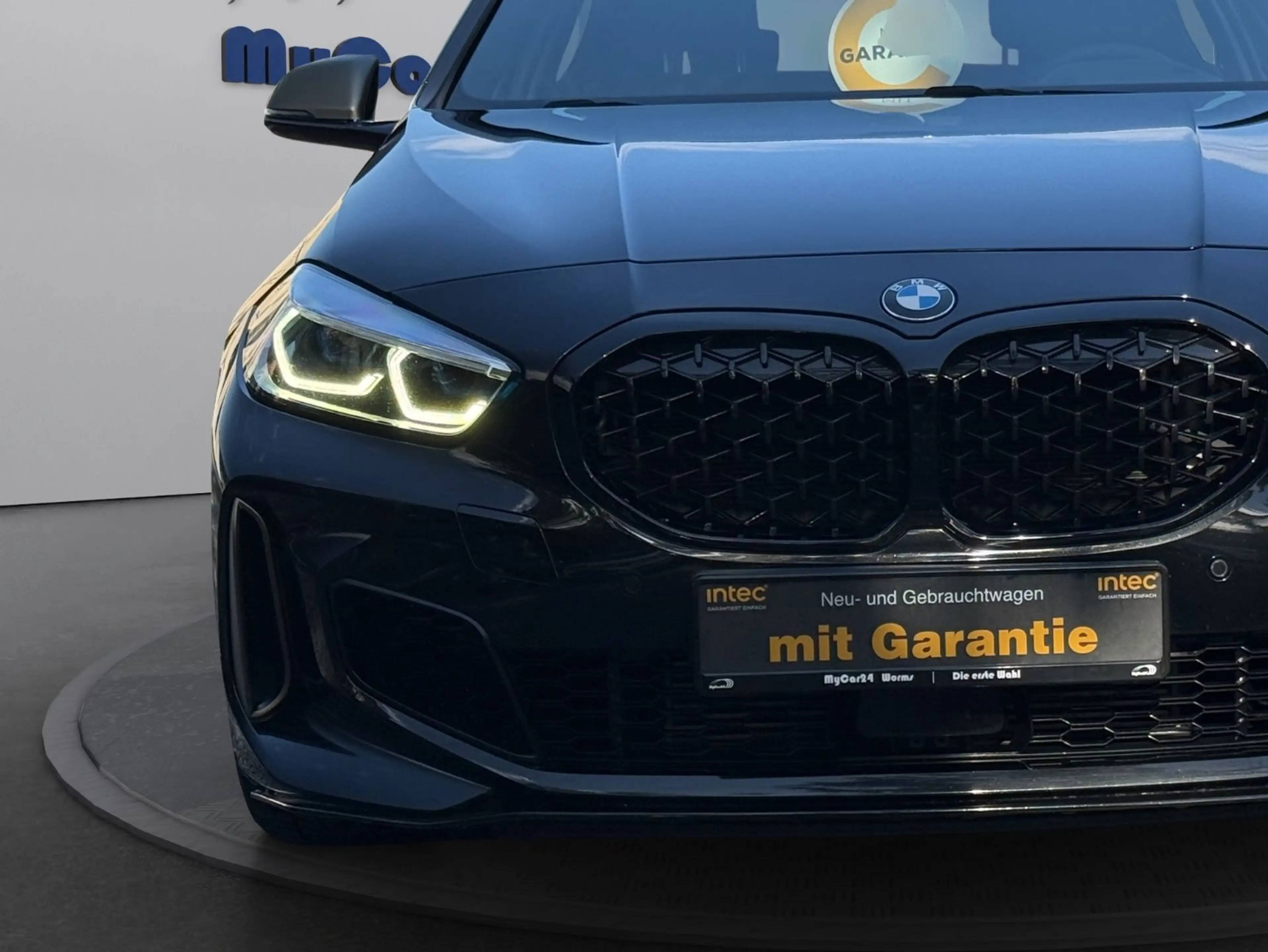 BMW 135 i xDrive°Shadow°HeadUp°Leder°LenkradHZG°LED — photo 7