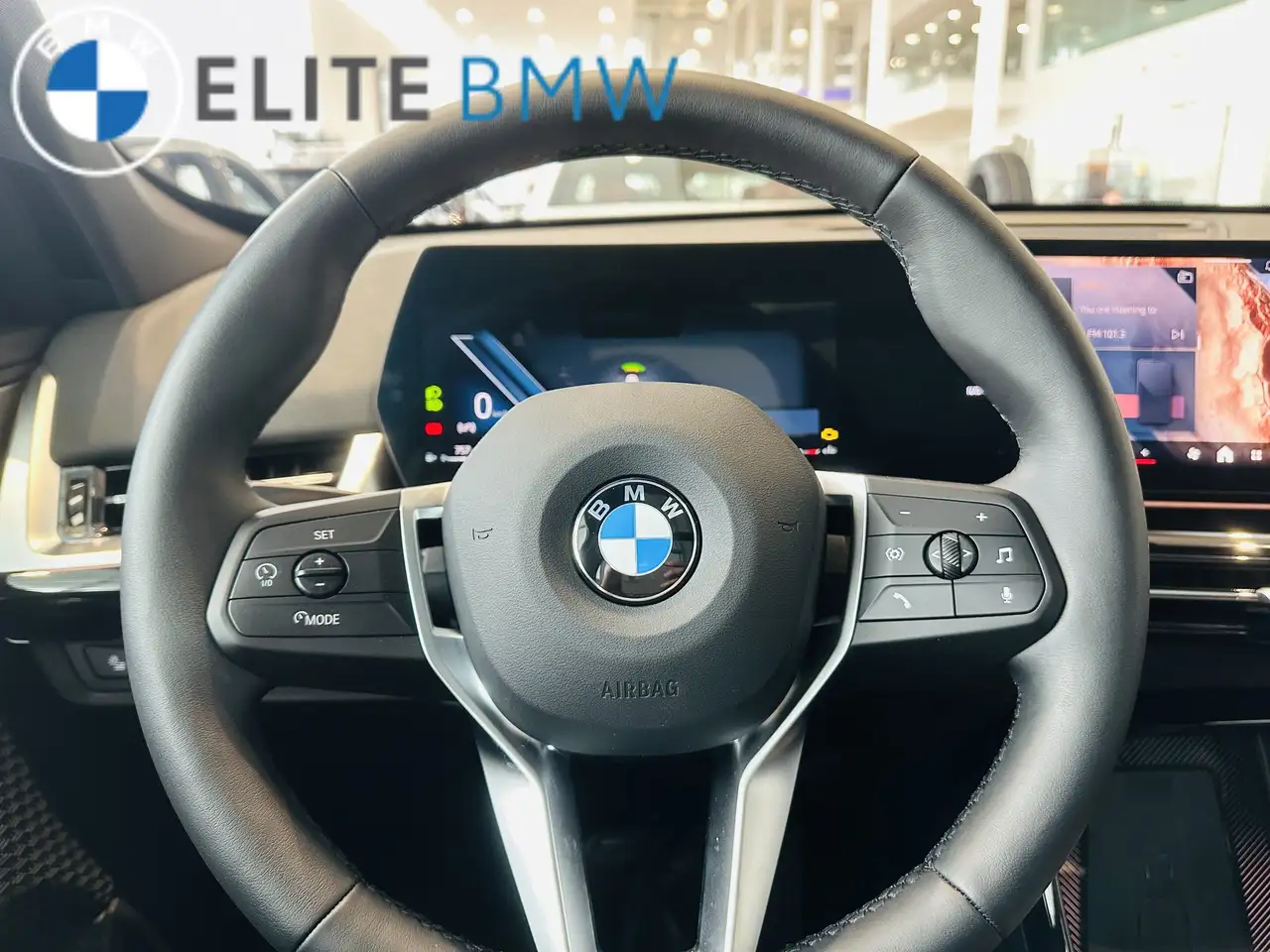 BMW X1 photo BMW X1