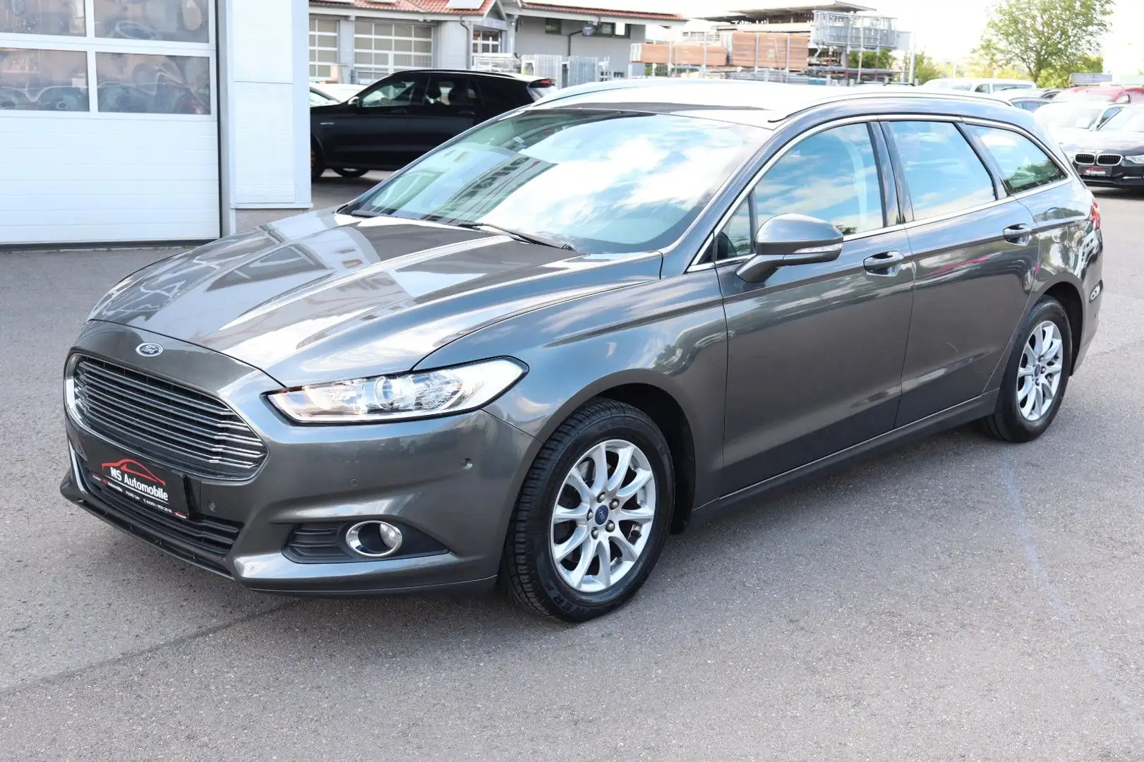Ford Mondeo Turnier 2.0 TDCi Trend Navi_Keyles_Ambien Gris - 1