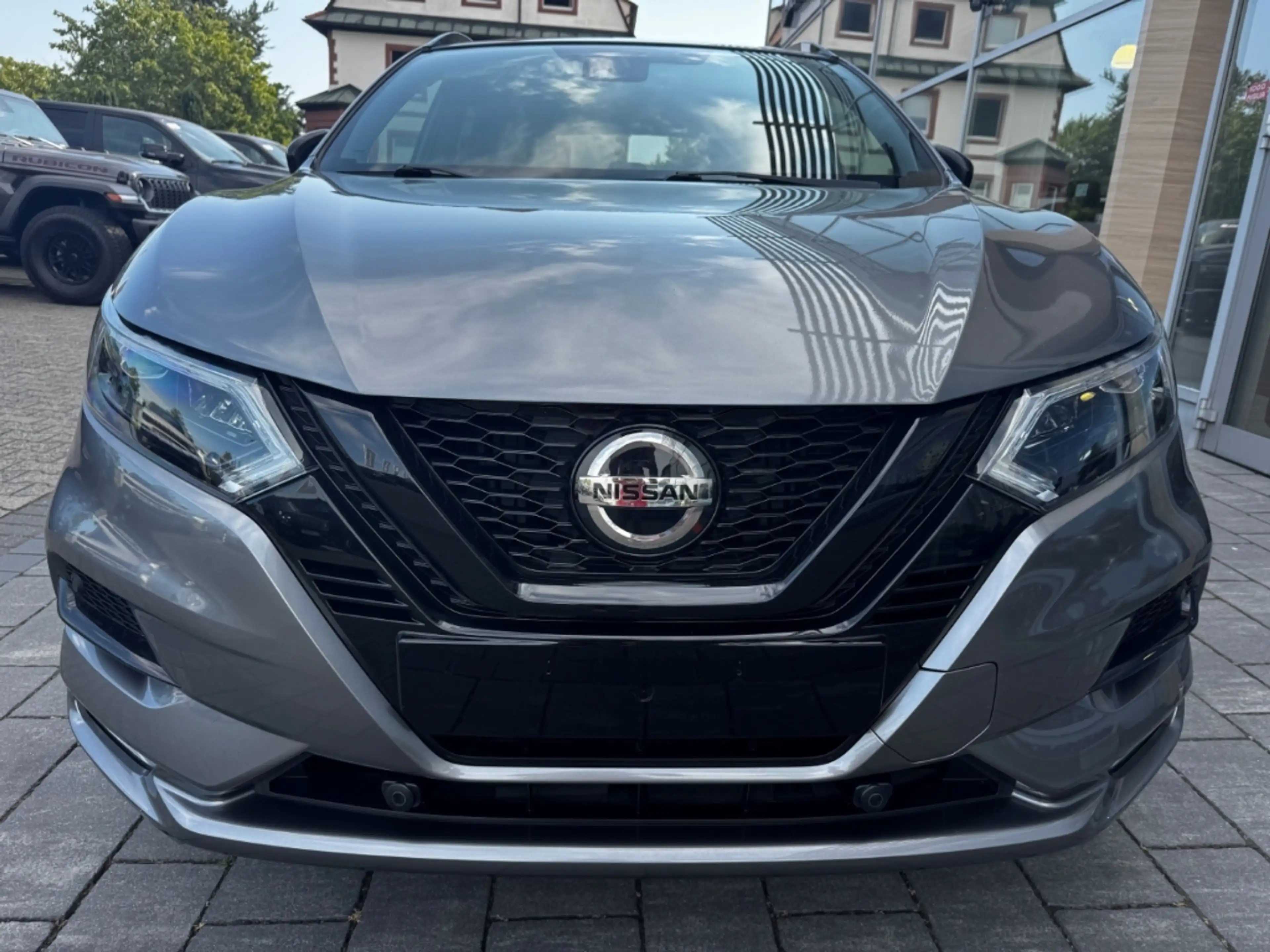 Nissan Qashqai N-Tec Navi 360 Kamera LED Kurvenlicht ACC Mehrzone — photo 3