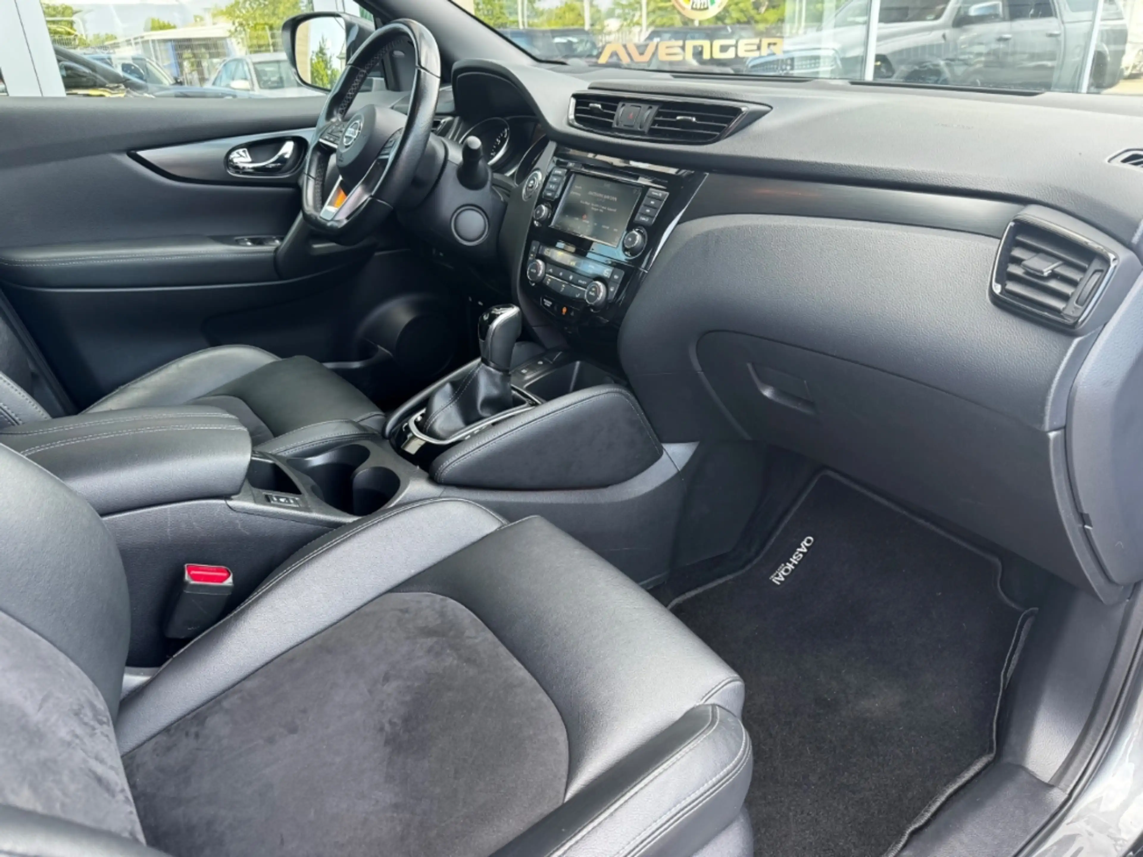 Nissan Qashqai N-Tec Navi 360 Kamera LED Kurvenlicht ACC Mehrzone — photo 10