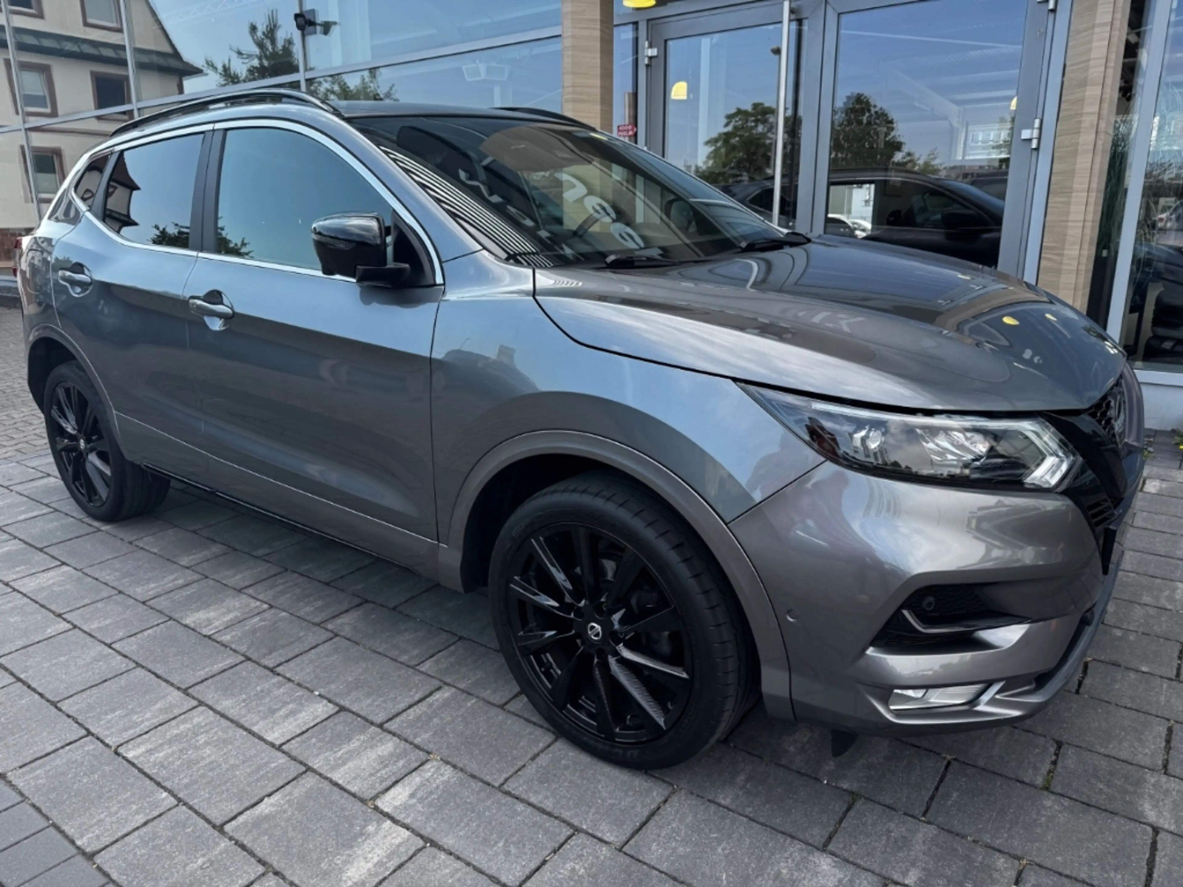 Nissan Qashqai N-Tec Navi 360 Kamera LED Kurvenlicht ACC Mehrzone — photo 2