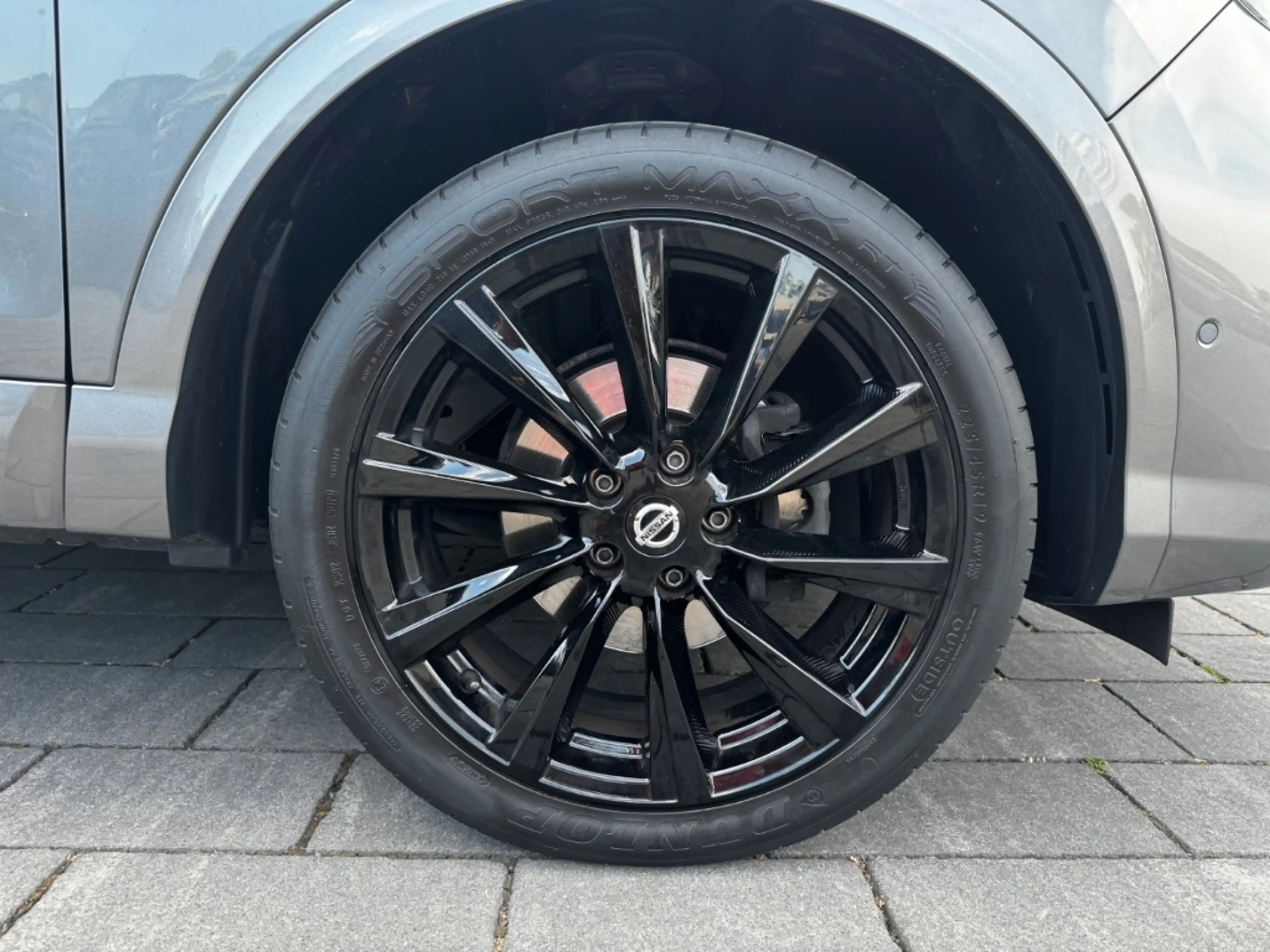 Nissan Qashqai N-Tec Navi 360 Kamera LED Kurvenlicht ACC Mehrzone — photo 9